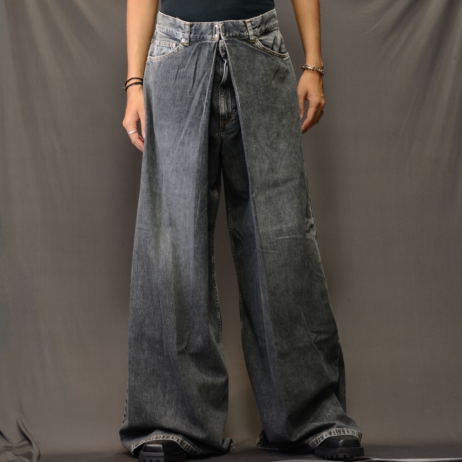 JOHNLAWRENCESULLIVAN - Washed denim super wide pants （BLACK ...