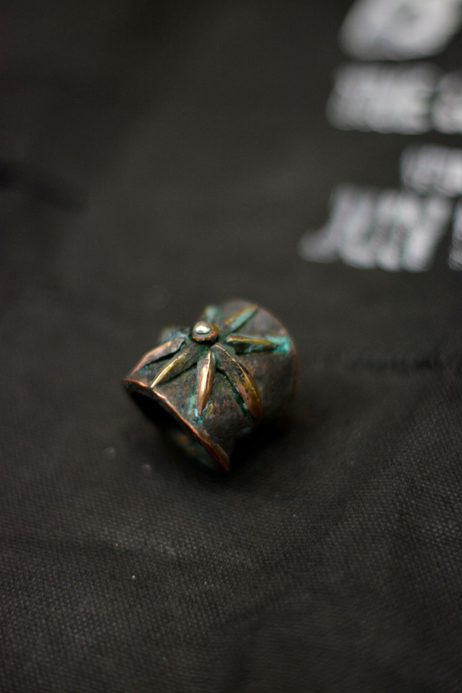 "GLORY RING"