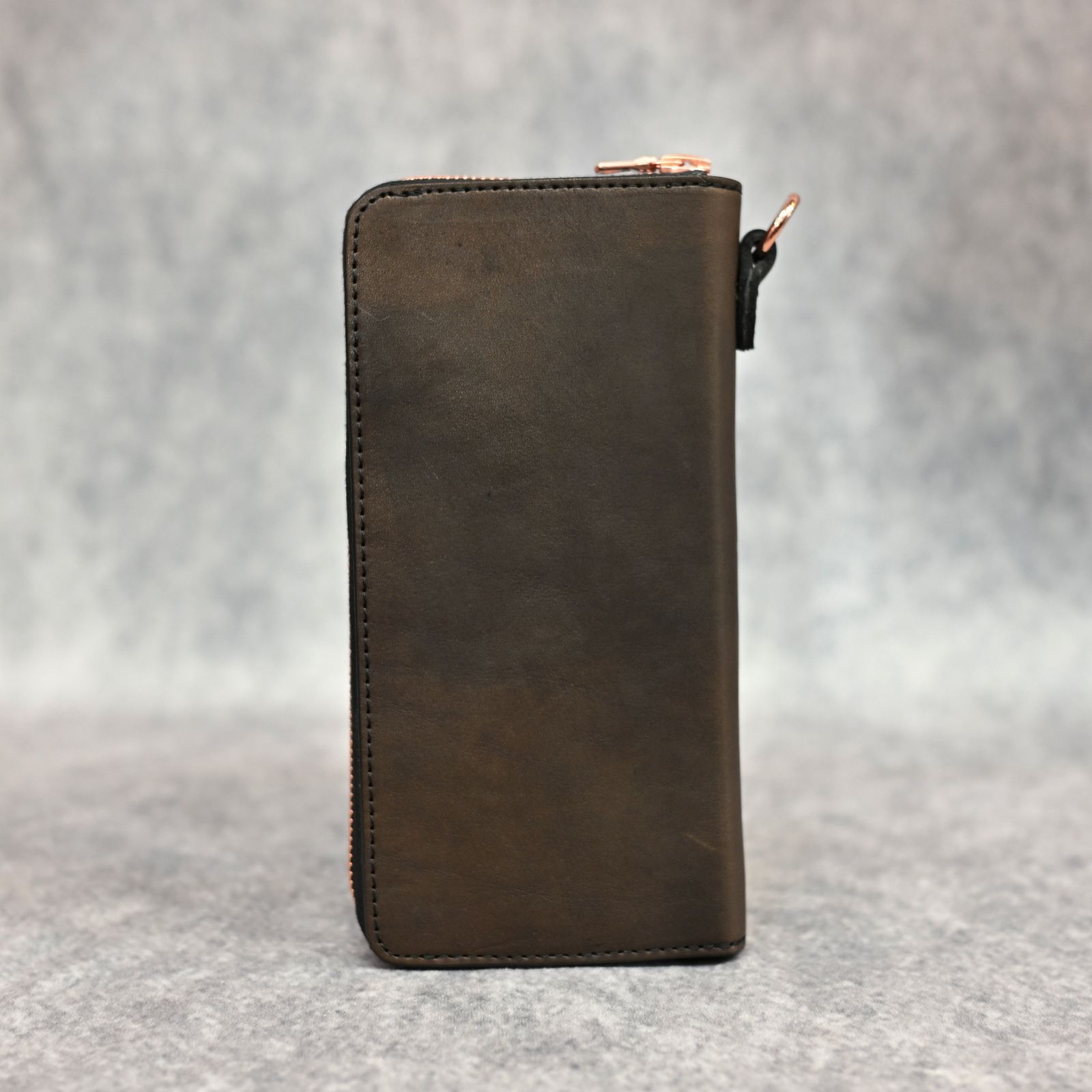 ダブルショルダー製品染め ラウンドウォレット / 財布 （KHAKI）｜318-29