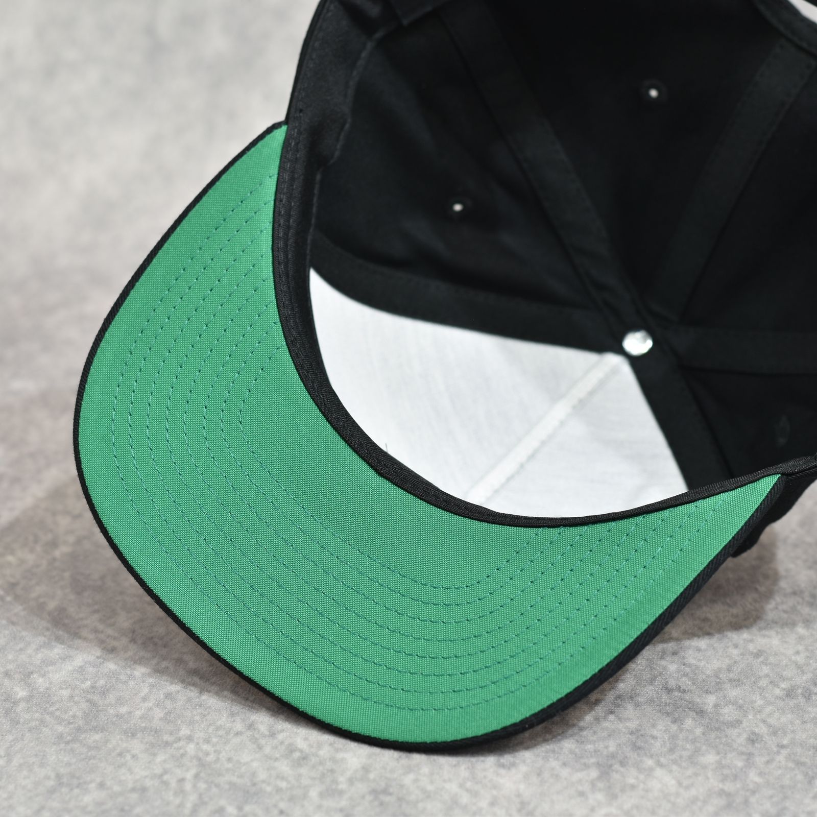 PINSTRIPE EMBROIDERY CAP (BLACK)｜ピンストライプ ロゴ刺繍 ベースボールキャップ｜CR-26SS010