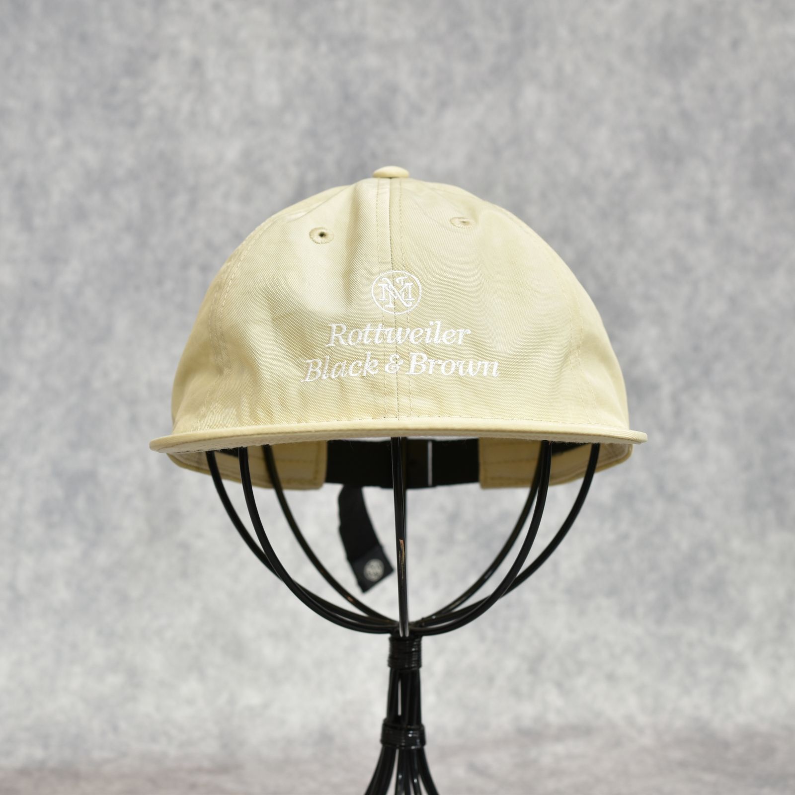 × MAGIC NUMBER RWMN CAP （BEIGE）｜× マジック ナンバー キャップ｜RW26S0730