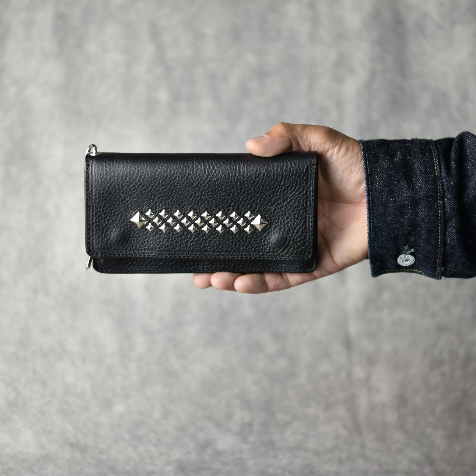 CALEE - STUDS LEATHER LONG WALLET (BLACK) / スタッズ レザー ロングウォレット 長財布 | chord  online store