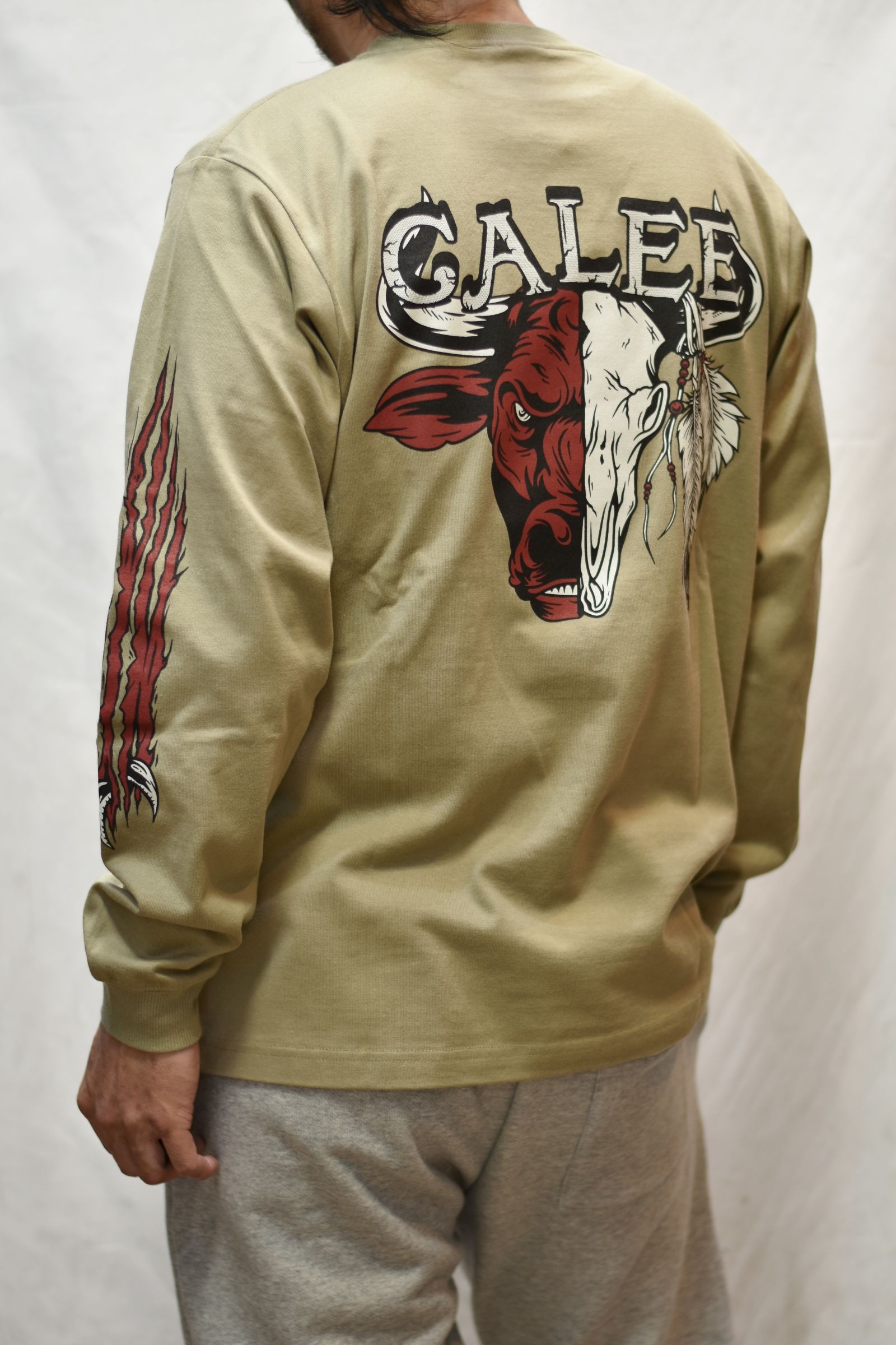 MULTI PRINT L/S TEE (BEIGE)