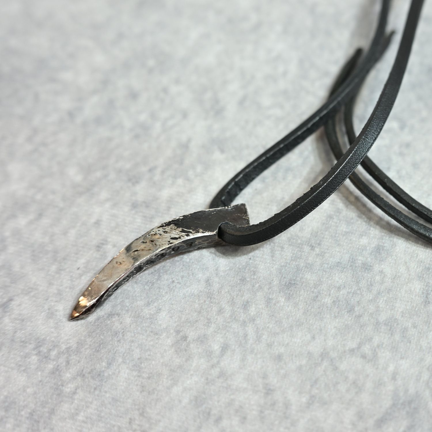 TALON TOP-04 + MARYAM HORSE LEATHER CORD｜ SILVERS 純銀