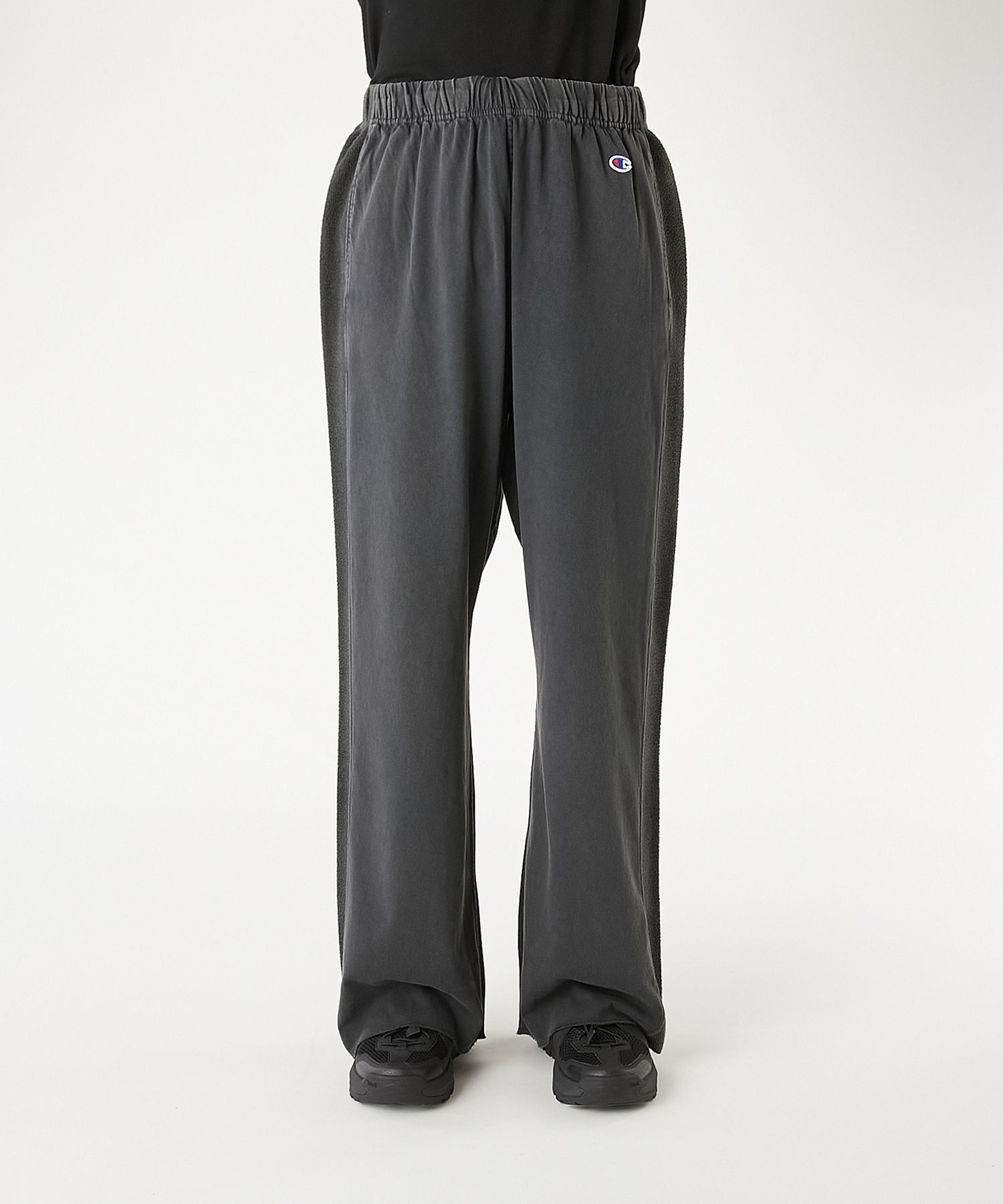N.HOOLYWOOD × Champion｜SWEATPANTS （CHARCOAL / チャコール）｜スウェットパンツ｜C8-D219