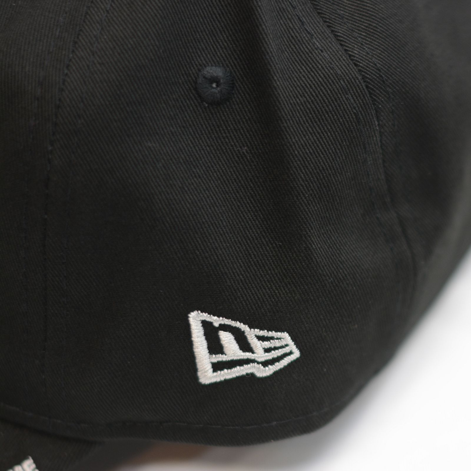 ×× YOHJI YAMAMOTO NEWERA CAP