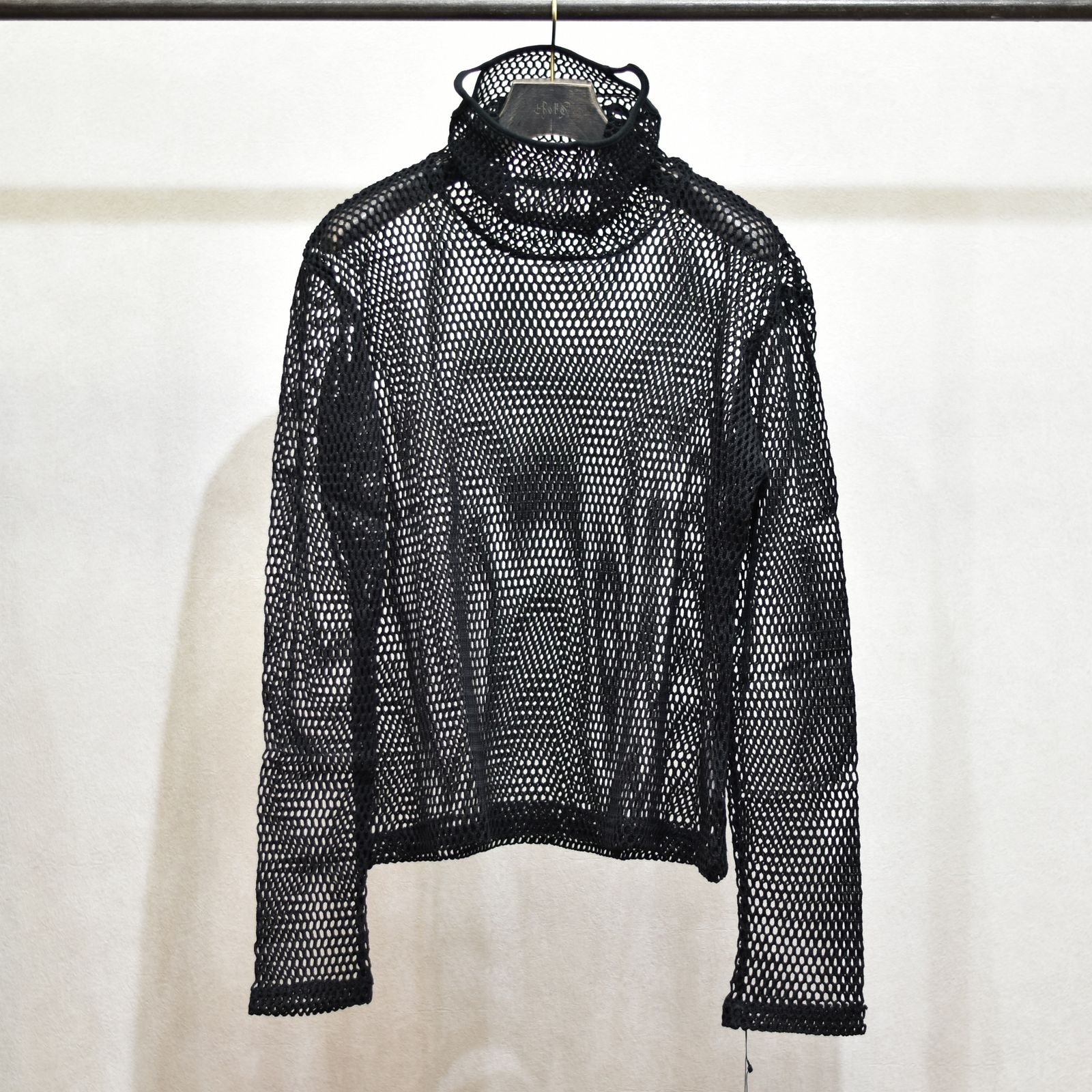 FISHNET ERA HOOK TOP"