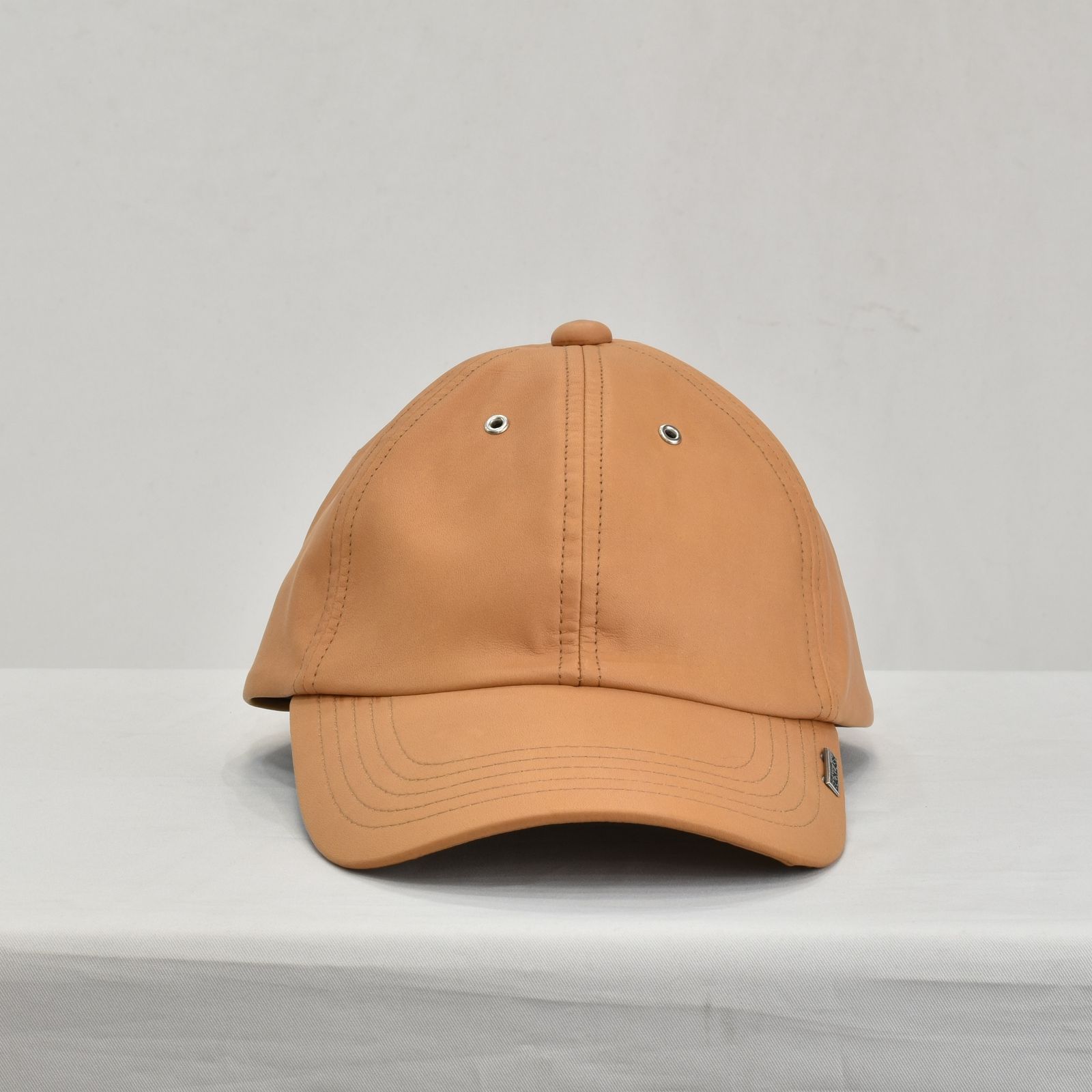 Furniture Leather ローキャップ （CAMEL）