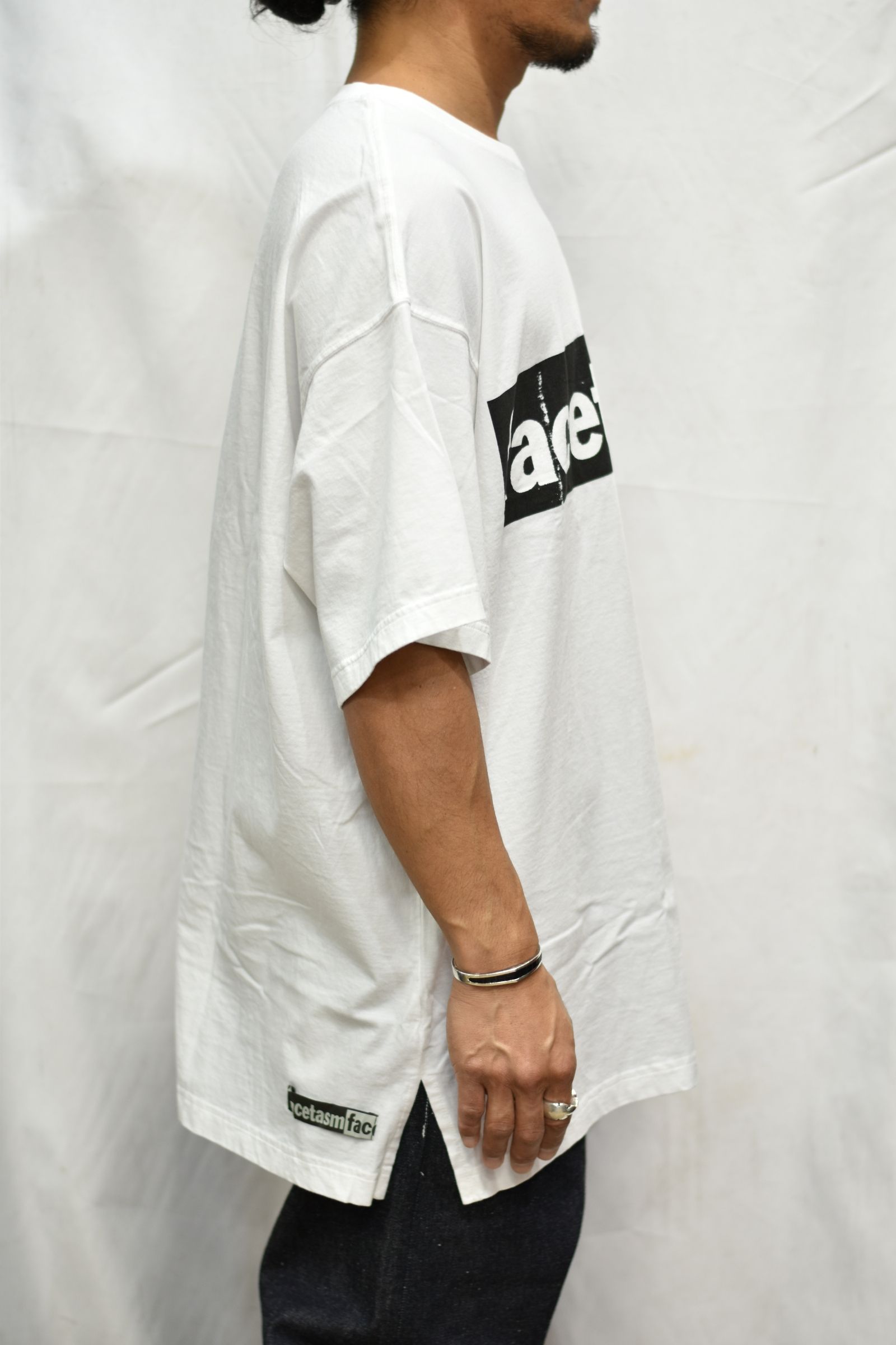 FACETASM - LOGO BIG TEE (WHITE) | chord online store