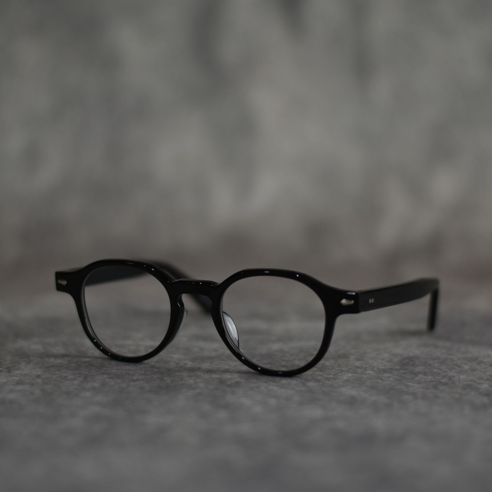 BOSTON TYPE GLASSES ＜PHOTOCHROMIC LENS＞ (BLACK/調光GRAY) / ボストンタイプ サングラス