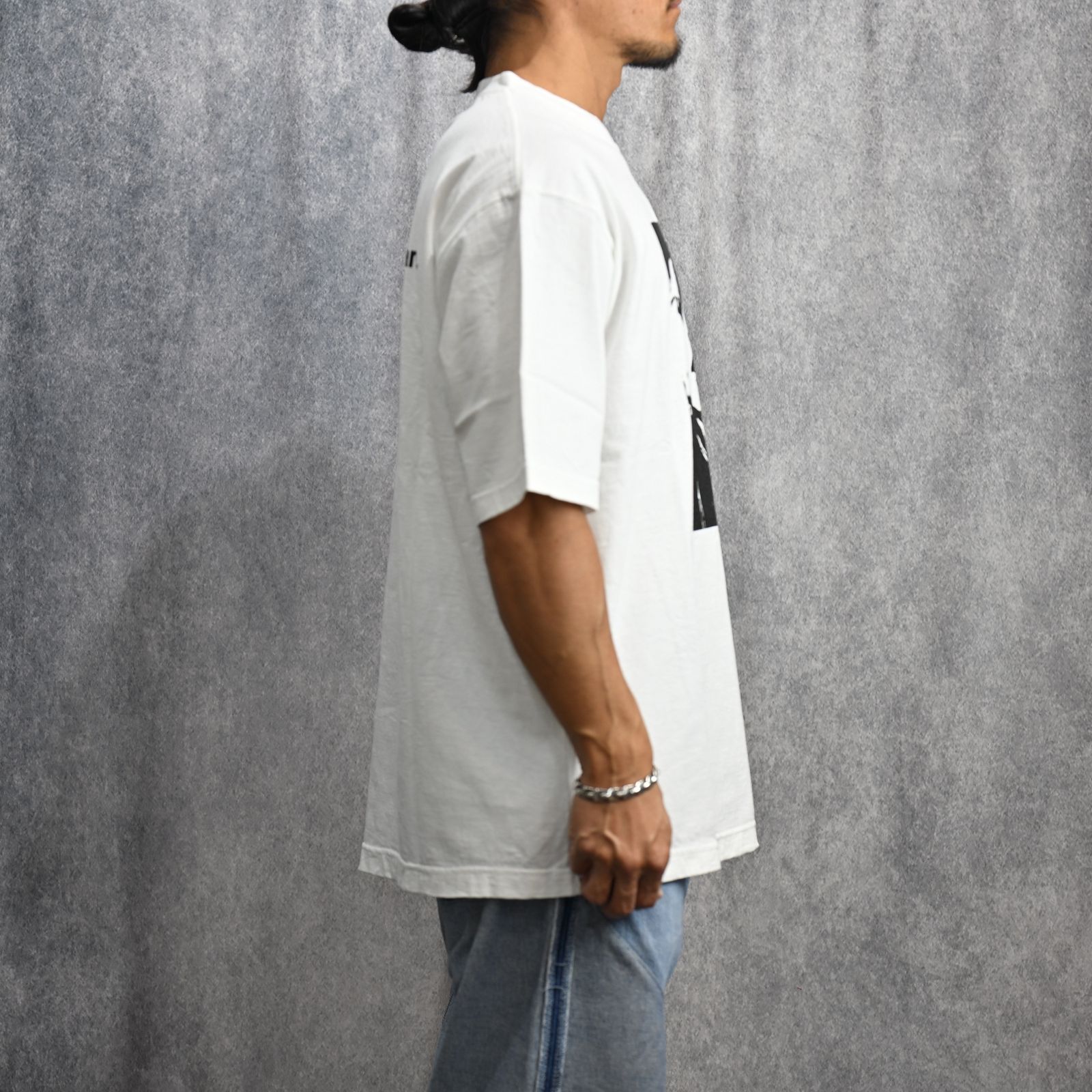 Monochrome Two tone Face Crewneck T-SH （WHT） / プリント Tシャツ （ホワイト） 2504-4001