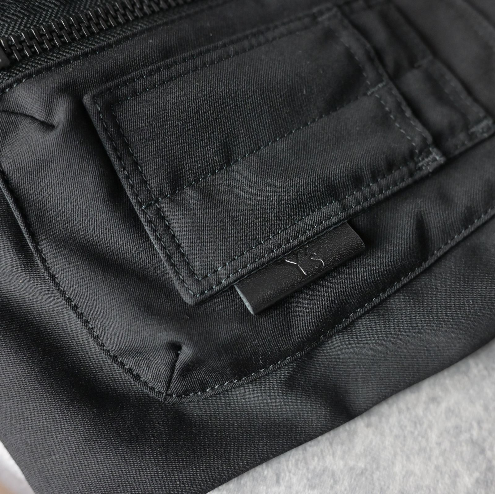 Y's - WOOL GABARDINE HELMET BAG (BLACK) / ウールギャバ Y's - WOOL GABARDINE HELMET BAG (BLACK) / ウールギャバ