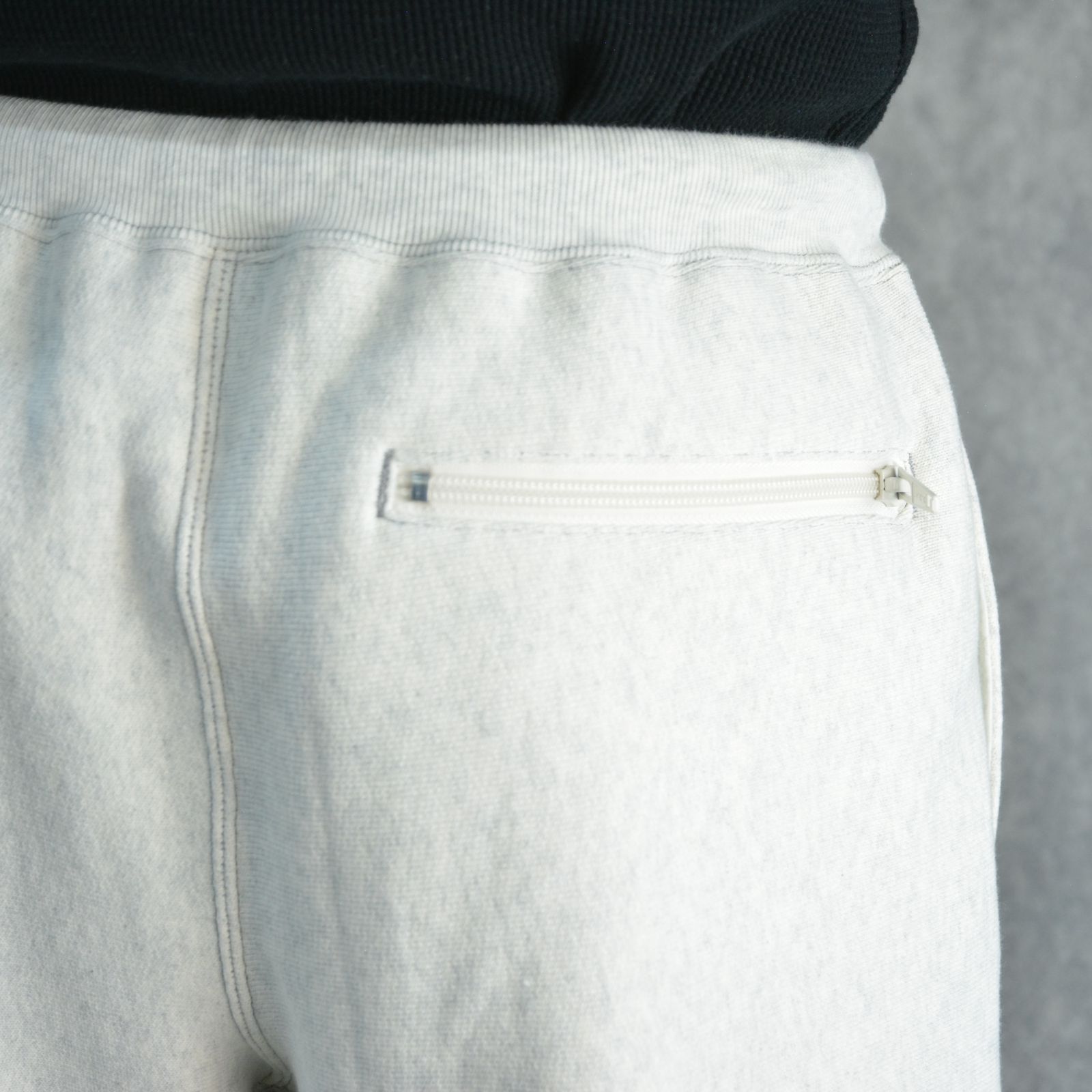 × Champion SWEAT PANTS （OATMULE） / チャンピオン スウェットパンツ (オートミュール）