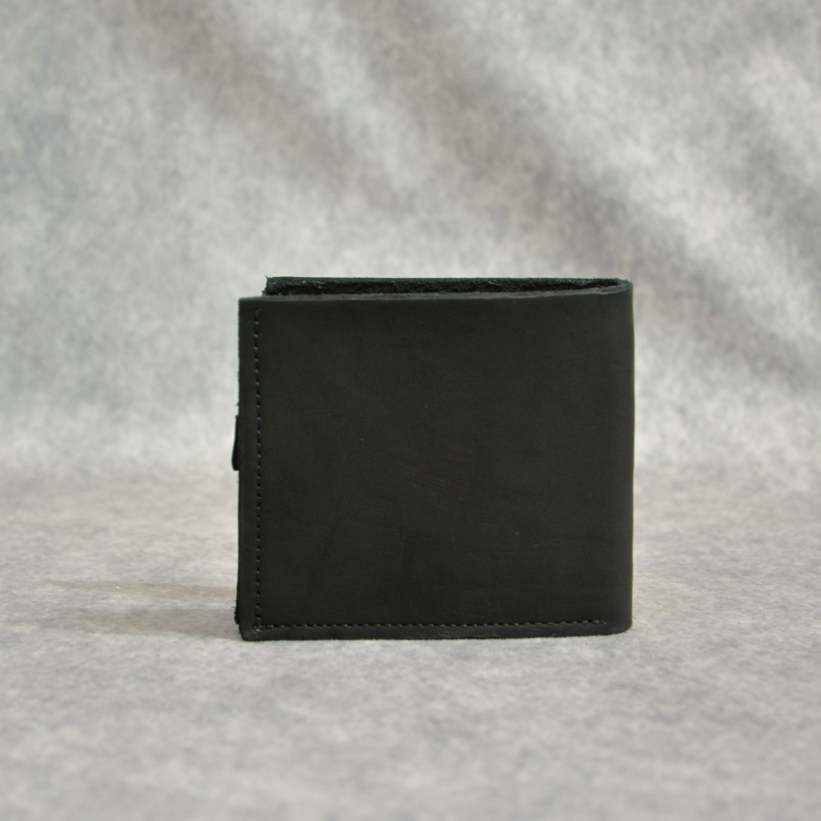 ジャパンショルダー 製品染め二つ折り ウォレット （BLACK / ブラック） 318-39