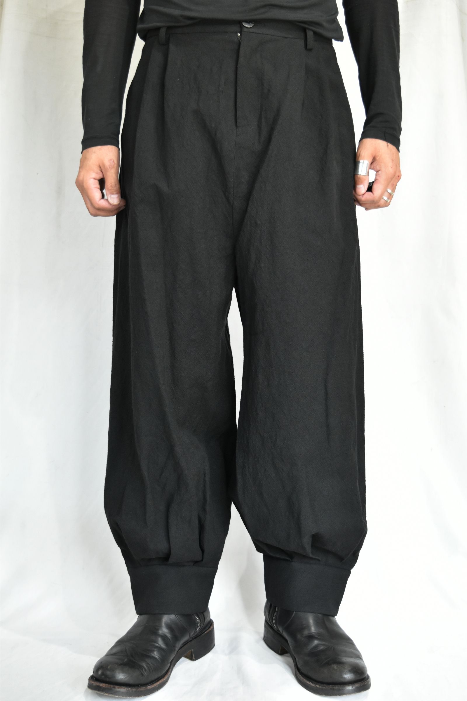 kujaku - higotai pants | chord online store