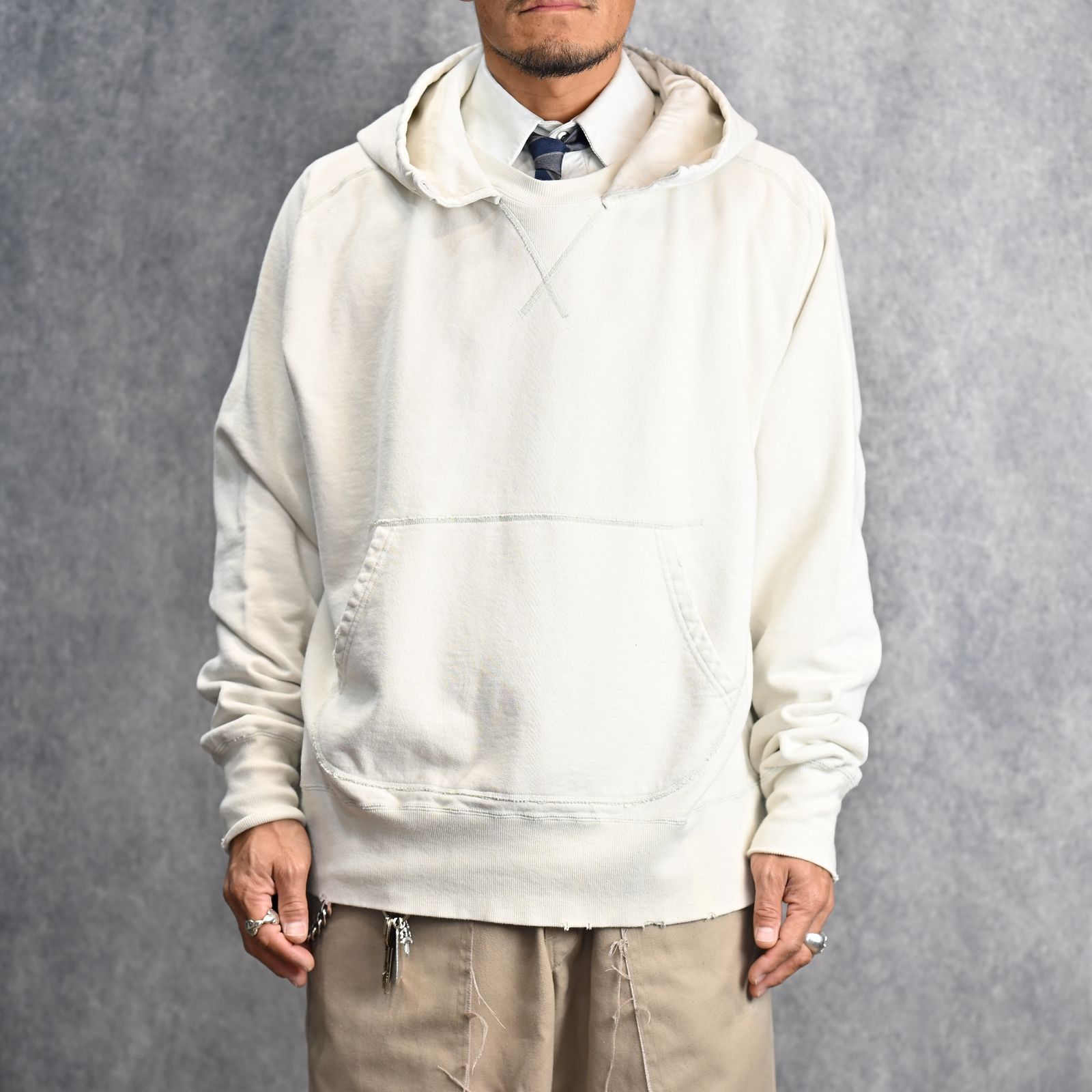 W-V AFTER HOODIE (OFF WHITE / オフホワイト) パーカー フーディー 2401002M