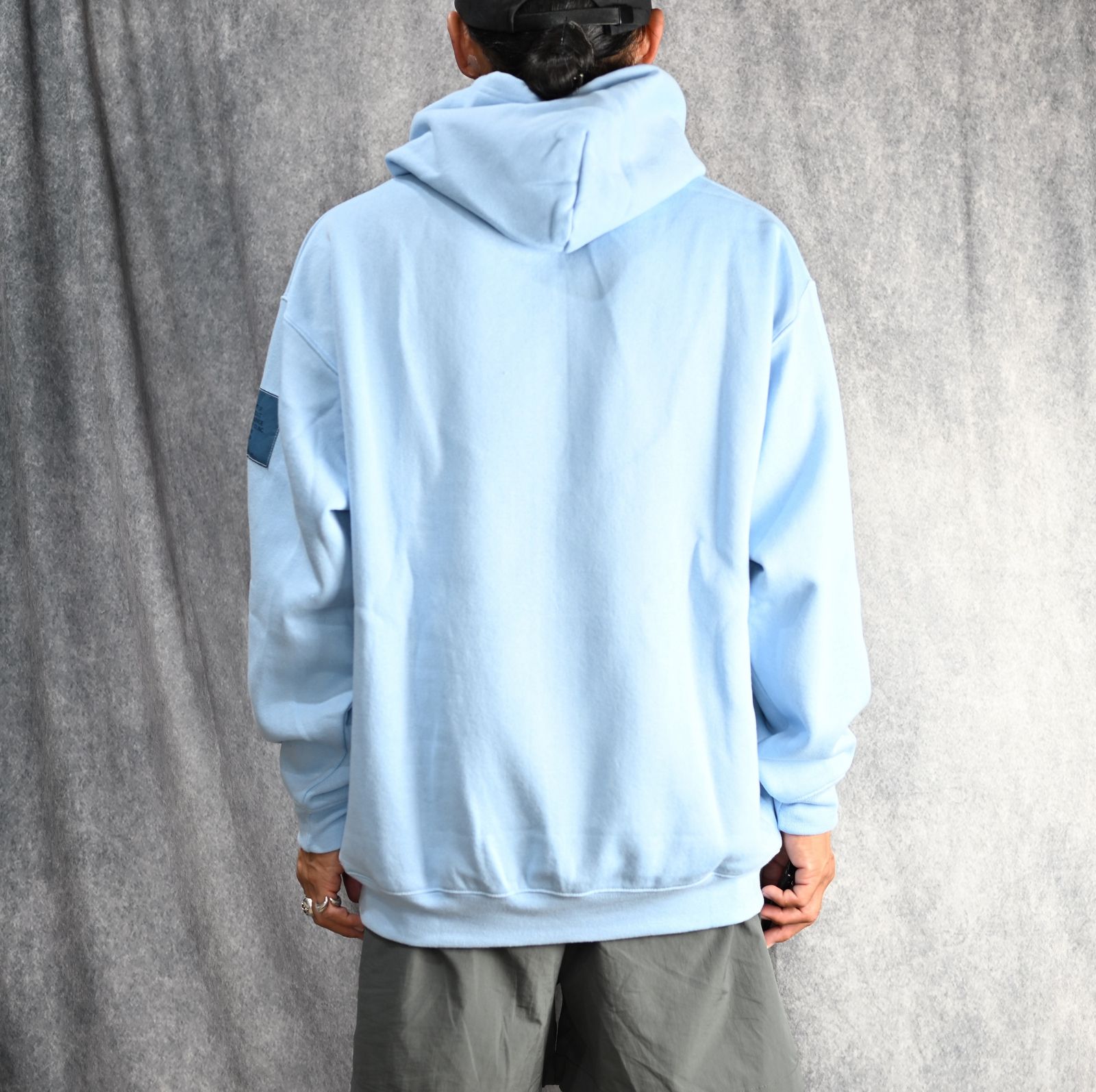 HOODED SWEATSHIRT （L.BLUE） / フーディー スウェット （ライトブルー）