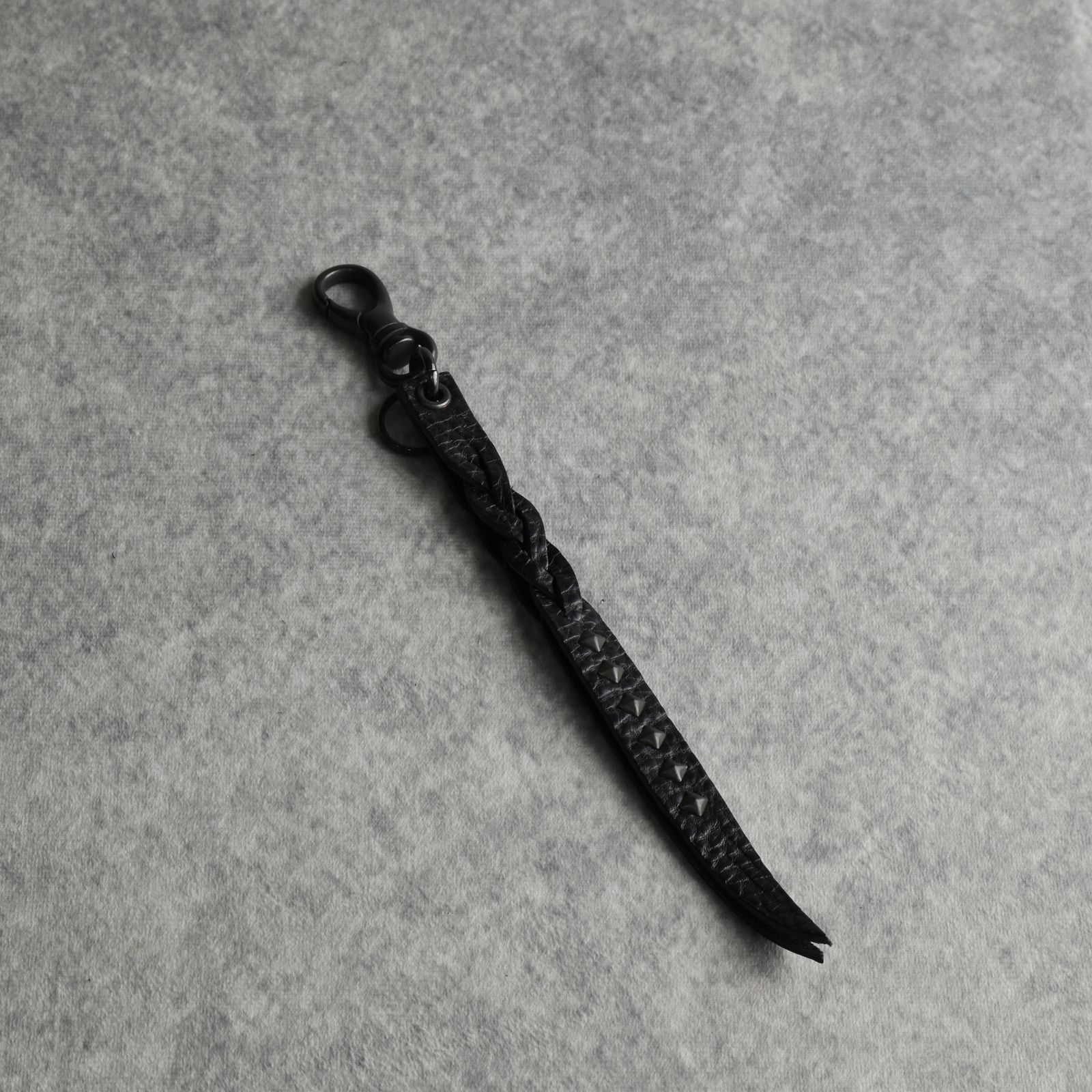 CALEE - STUDS & KNITTING LEATHER SHORT KEY RING ＜TYPE A