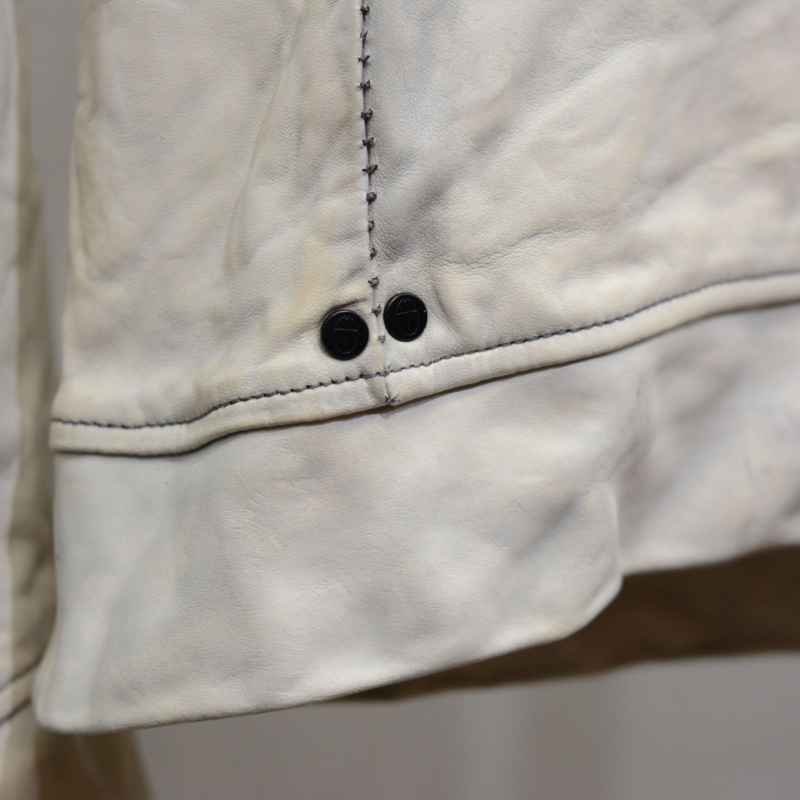 HORSE WHITE L.HI NECK BIAS ZIP RIB BL.LINED MB-1S