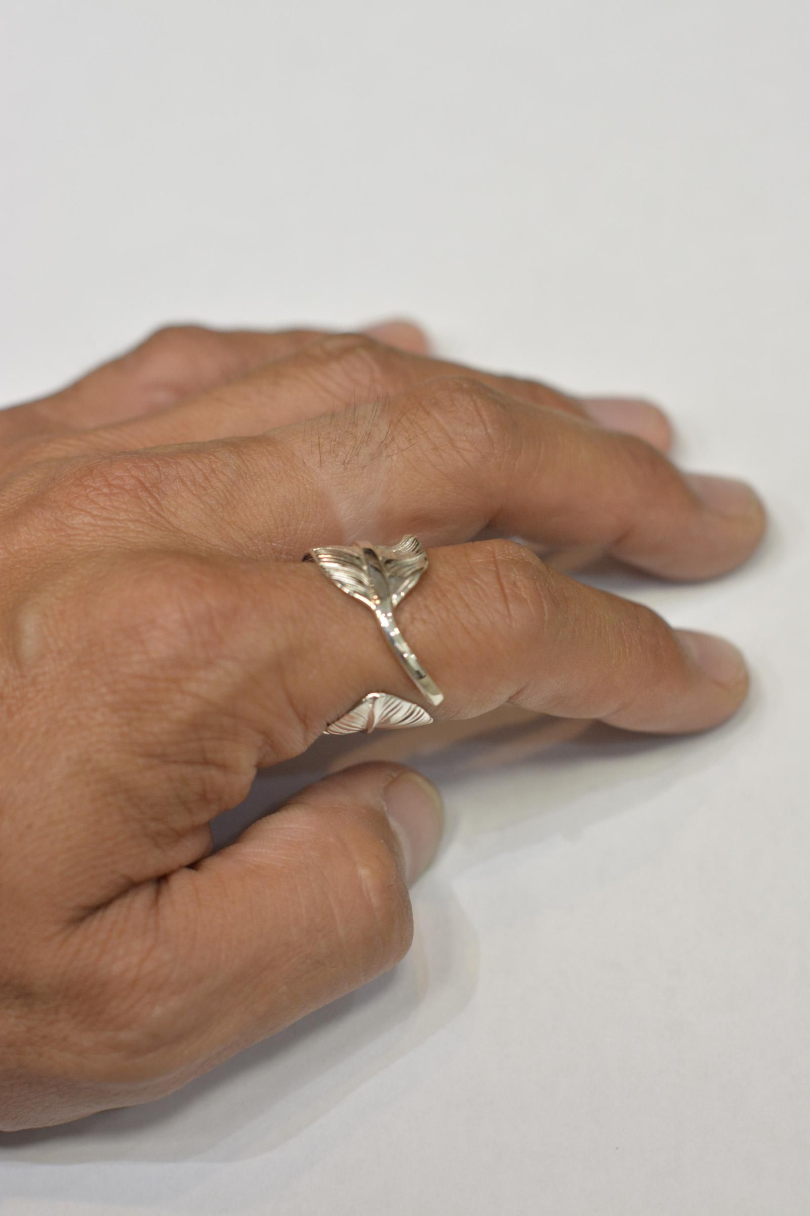 L old feather ring 02