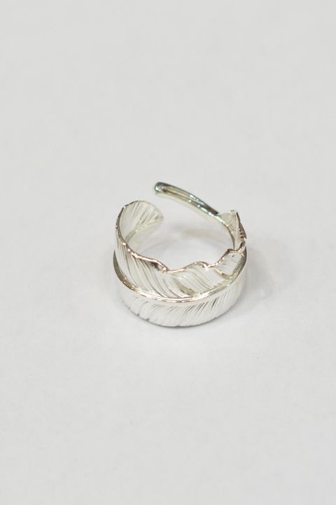 L old feather ring 02