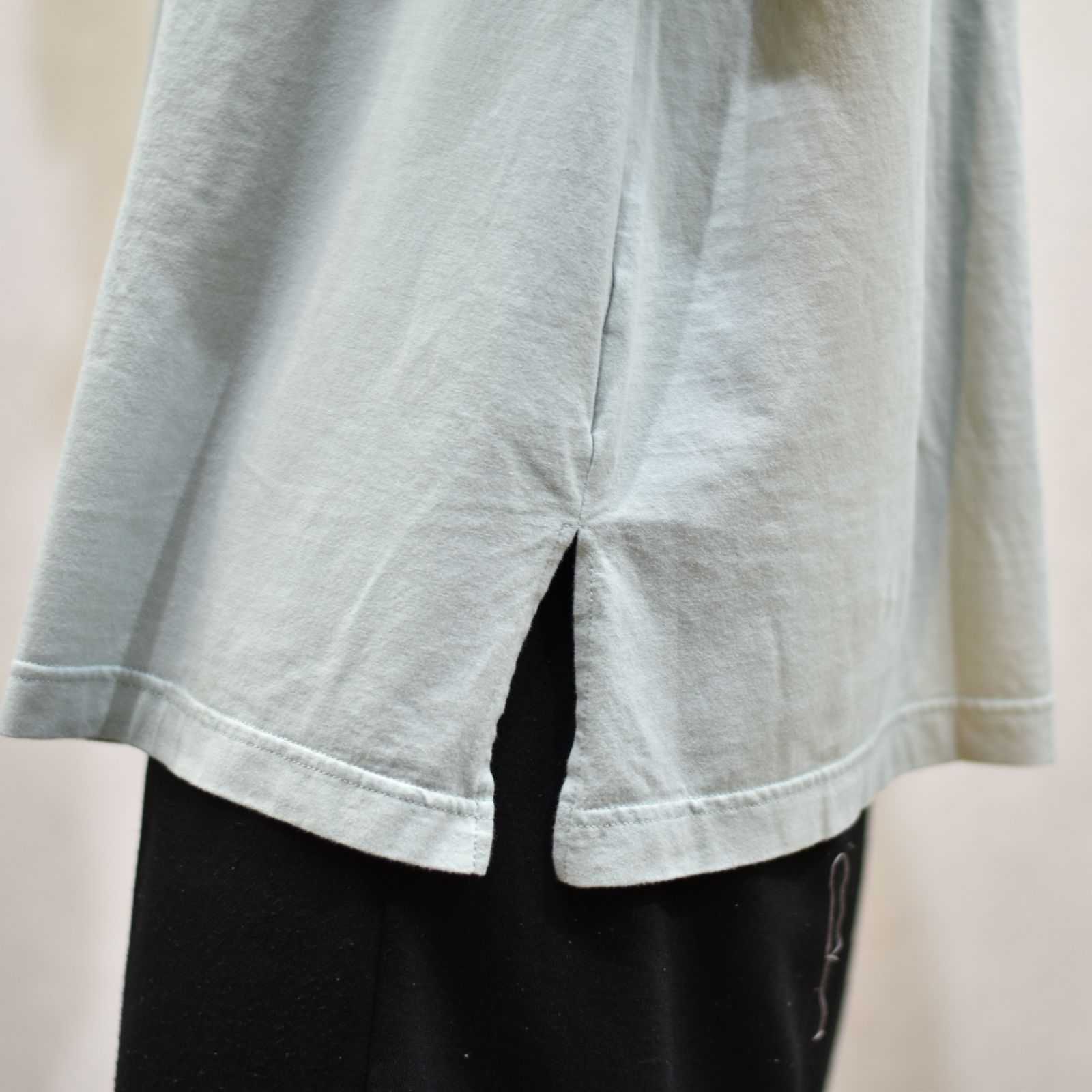 ANARCHY LONG TEE”