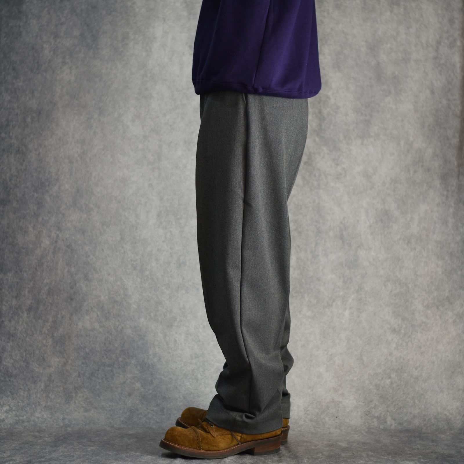 THERMOLITE TWILL TUCK WIDE SLACKS (CHARCOAL) / サーモライト ツイル 1タック ワイドスラックス