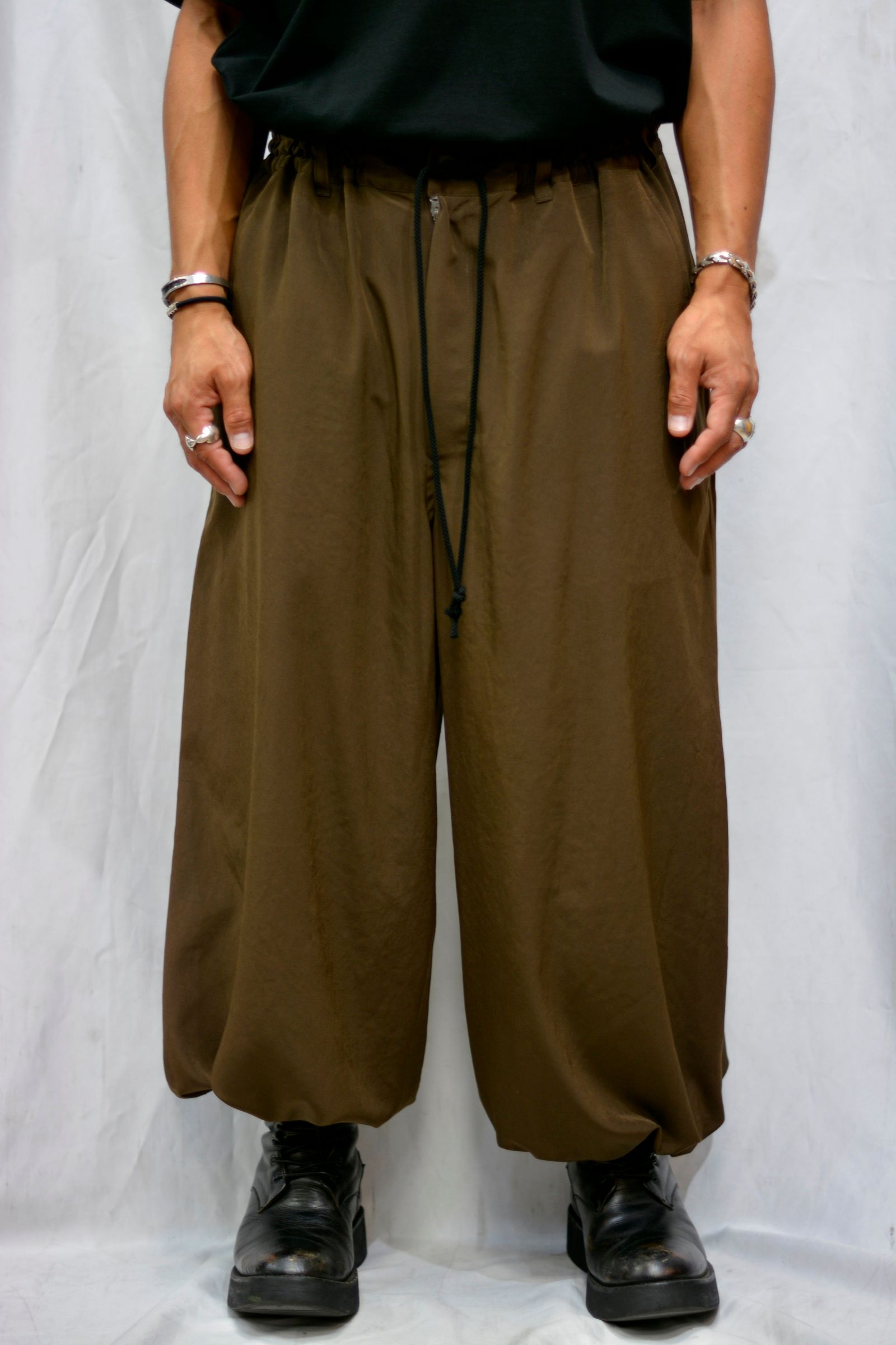 Ground Y - Easy balloon pants | chord online store