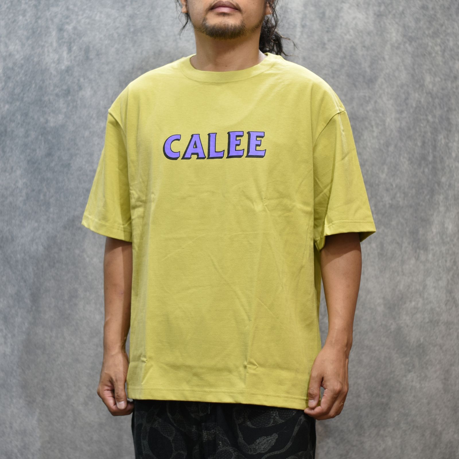 VINTAGE TYPE SYNDICATE RETRO GIRL TEE ＜NATURALLY PAINT DESIGN＞ (YELLOW)｜ワイドシルエット プリントTシャツ｜CL-25SS007NT