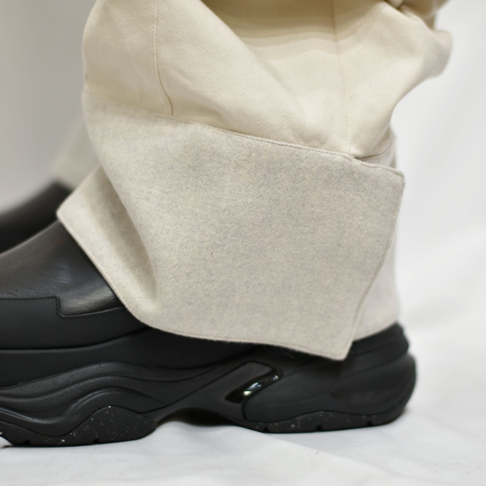 3タックハイウェストバギーパンツ / LB22AW-PT03-KT (BALM)