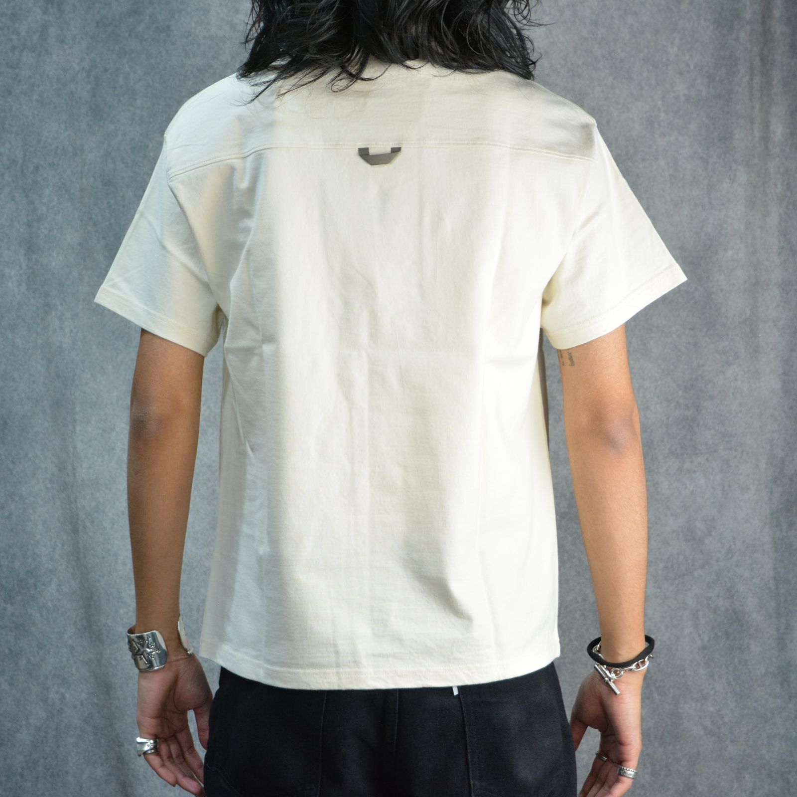 Logo SS Tee （L.Beige） / ロゴ プリント刺繍 Tシャツ （ライトベージュ）