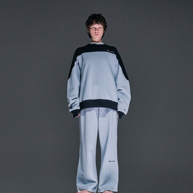 スウェット・トレーナー HUE Universal sweatshirt BKM08 セール】 SUPER WIDE SWEAT CREWNECK （スウェット）｜URBAN