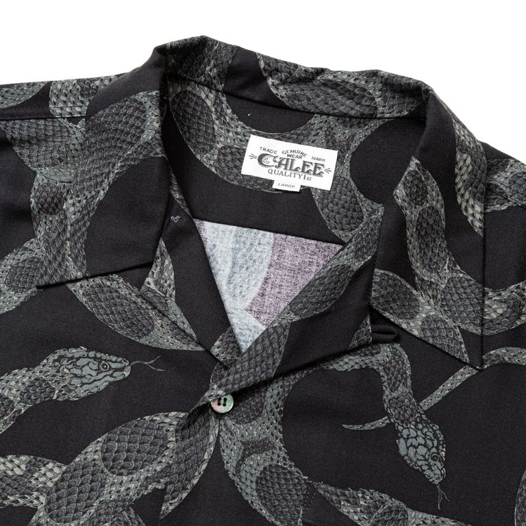 calee 蛇柄 半袖シャツ Lサイズ CALEE - ALLOVER SNAKE PATTERN SH <EXCLUSIVE> (BLACK