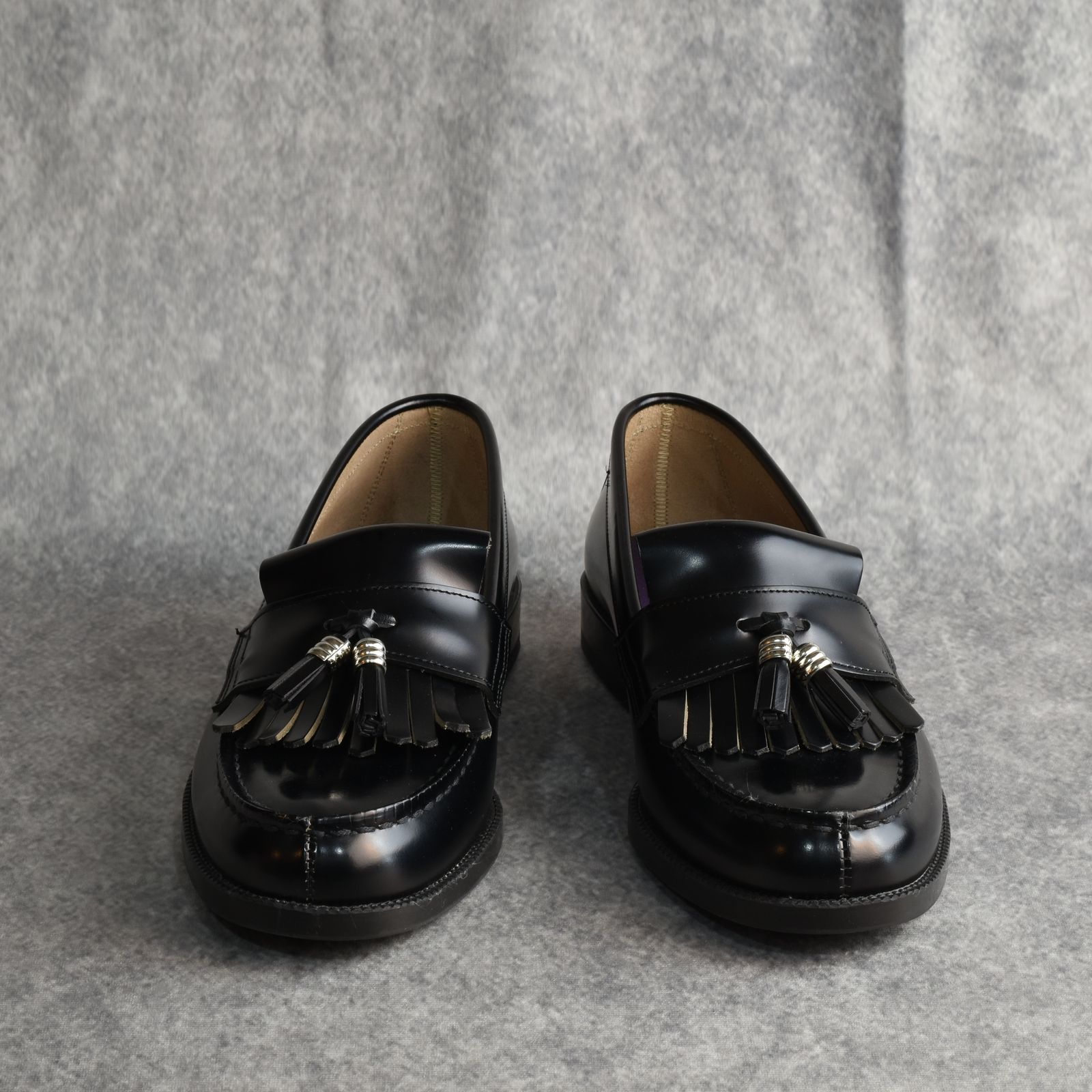 x HARUTA TASSEL LOAFER (BK) / ハルタ タッセル付き ローファー
