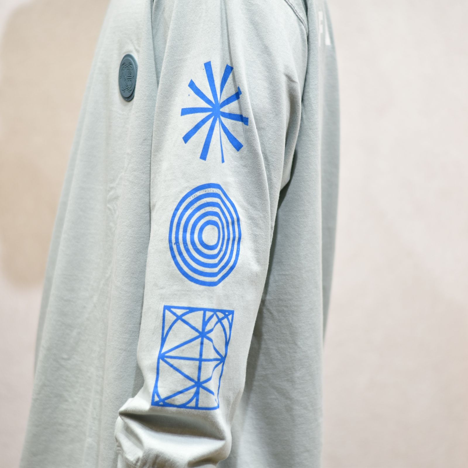 ANARCHY LONG TEE”