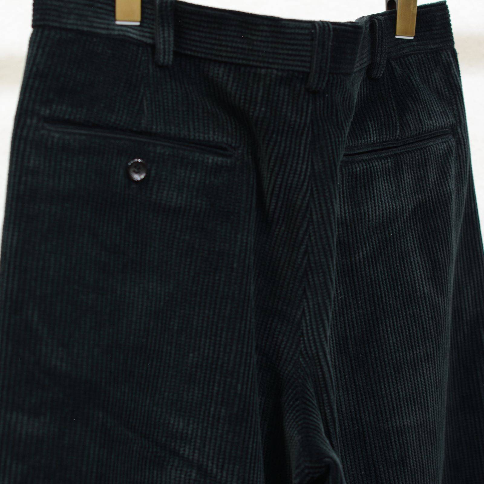 JOHNLAWRENCESULLIVAN - Cotton corduroy wide trousers （BLACK 