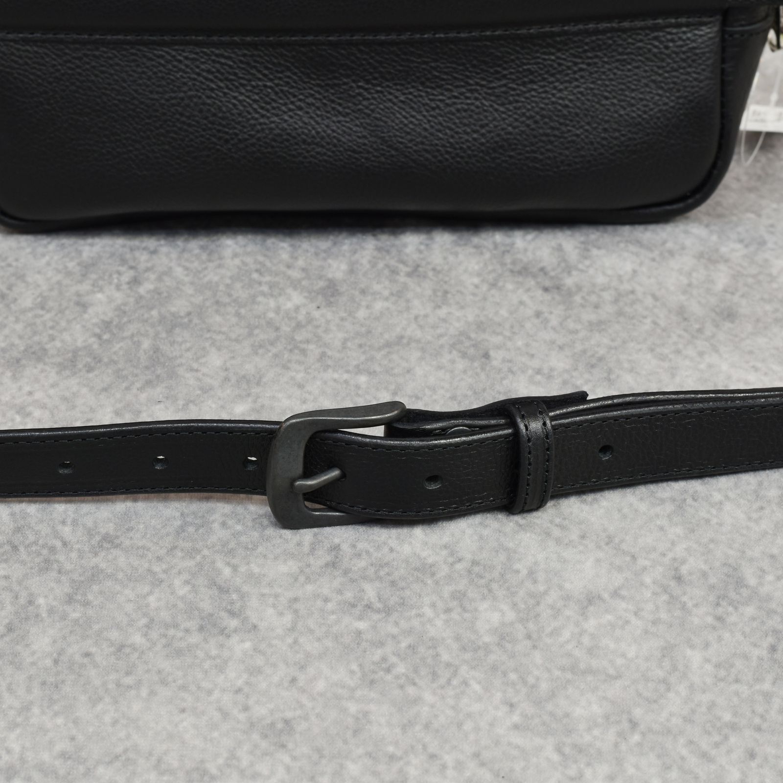 STUDS LEATHER BODY BAG (BLACK)｜ボディバッグ ウエストポーチ セカンドバッグ｜CL-25AW005LE