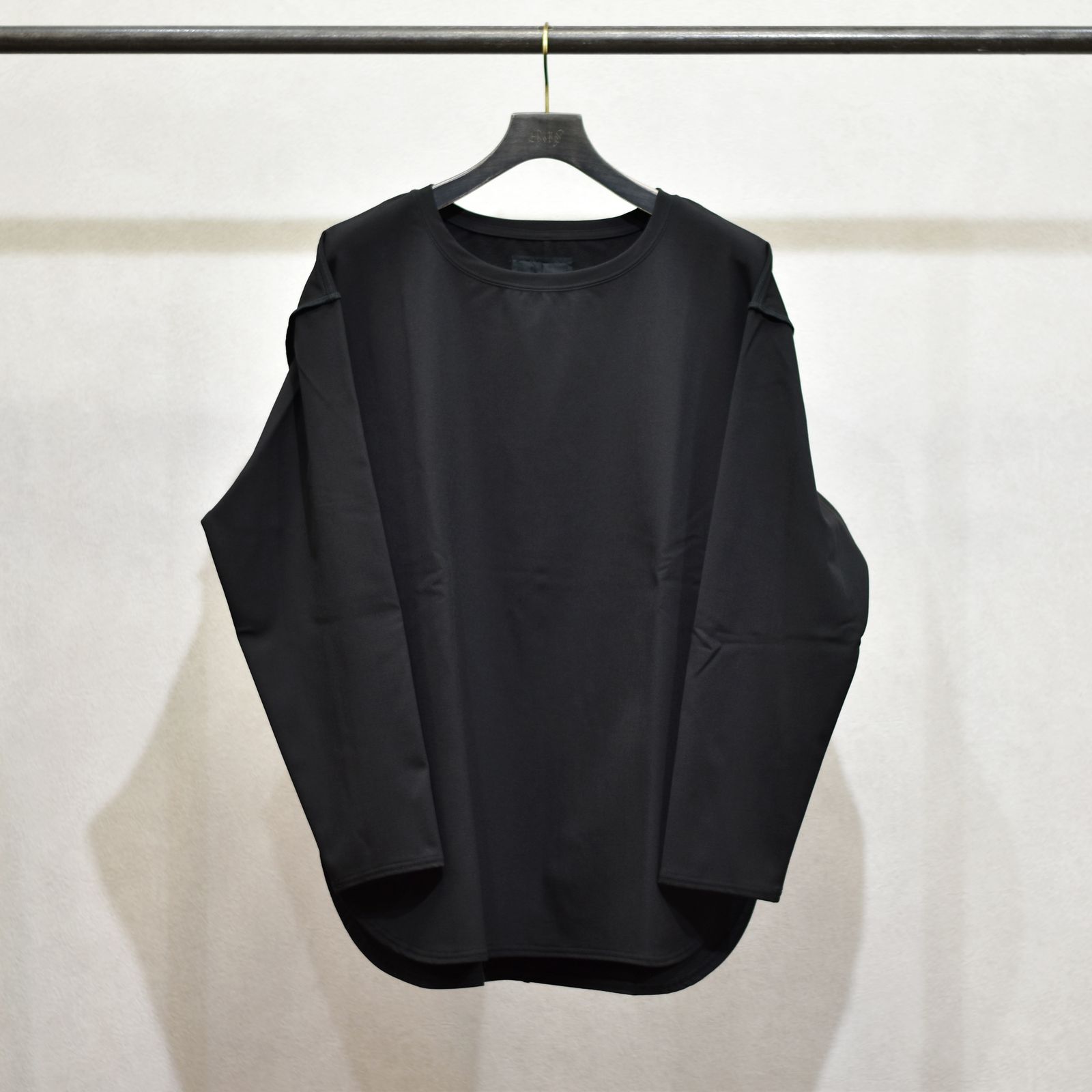ポリエステルレーヨンアクリル ストレッチ カットソー （BLACK）