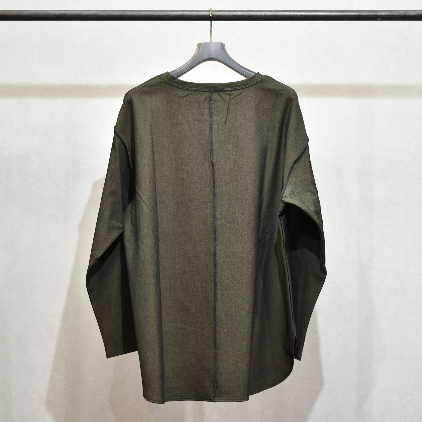 ポリエステルレーヨンアクリル ストレッチ カットソー （KHAKI）