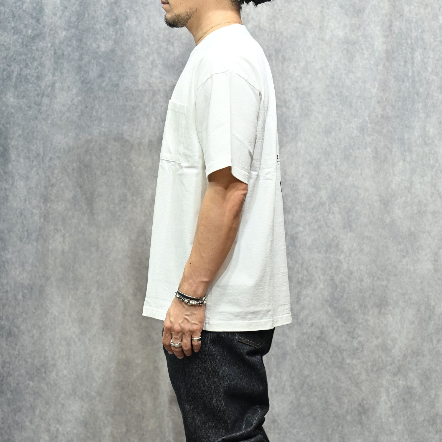 FASHION IS LANGUAGE TEE （WHT） プリント Tシャツ （ホワイト）｜MDFBF08401