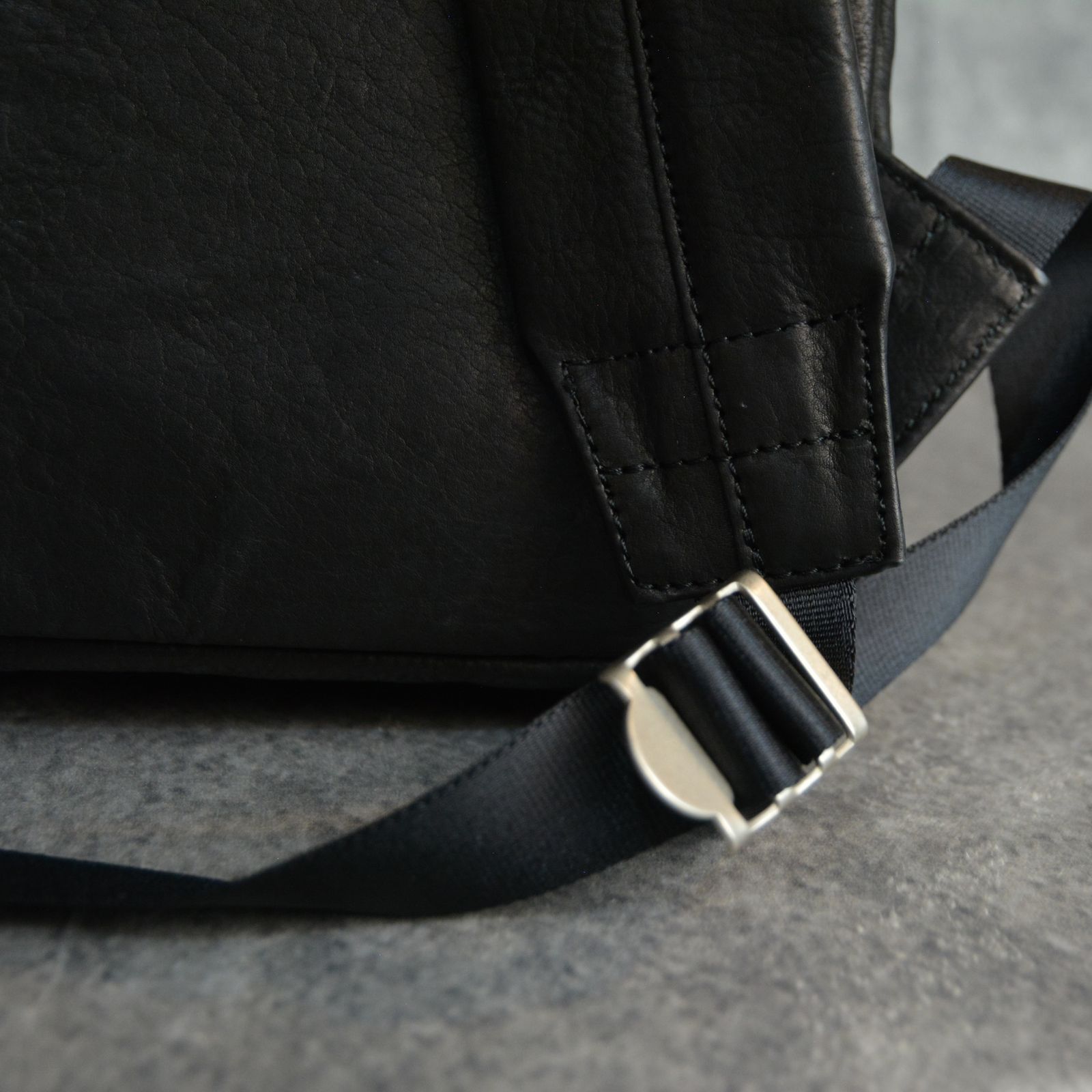 ISAMU KATAYAMA BACKLASH - ジャパンカーフ タンニン鞣し 製品