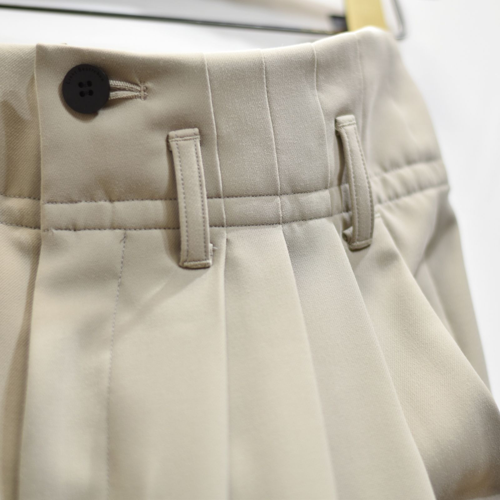 ハイウエストワイドパンツ / LB22SS-PT03-DT (BISCUIT)