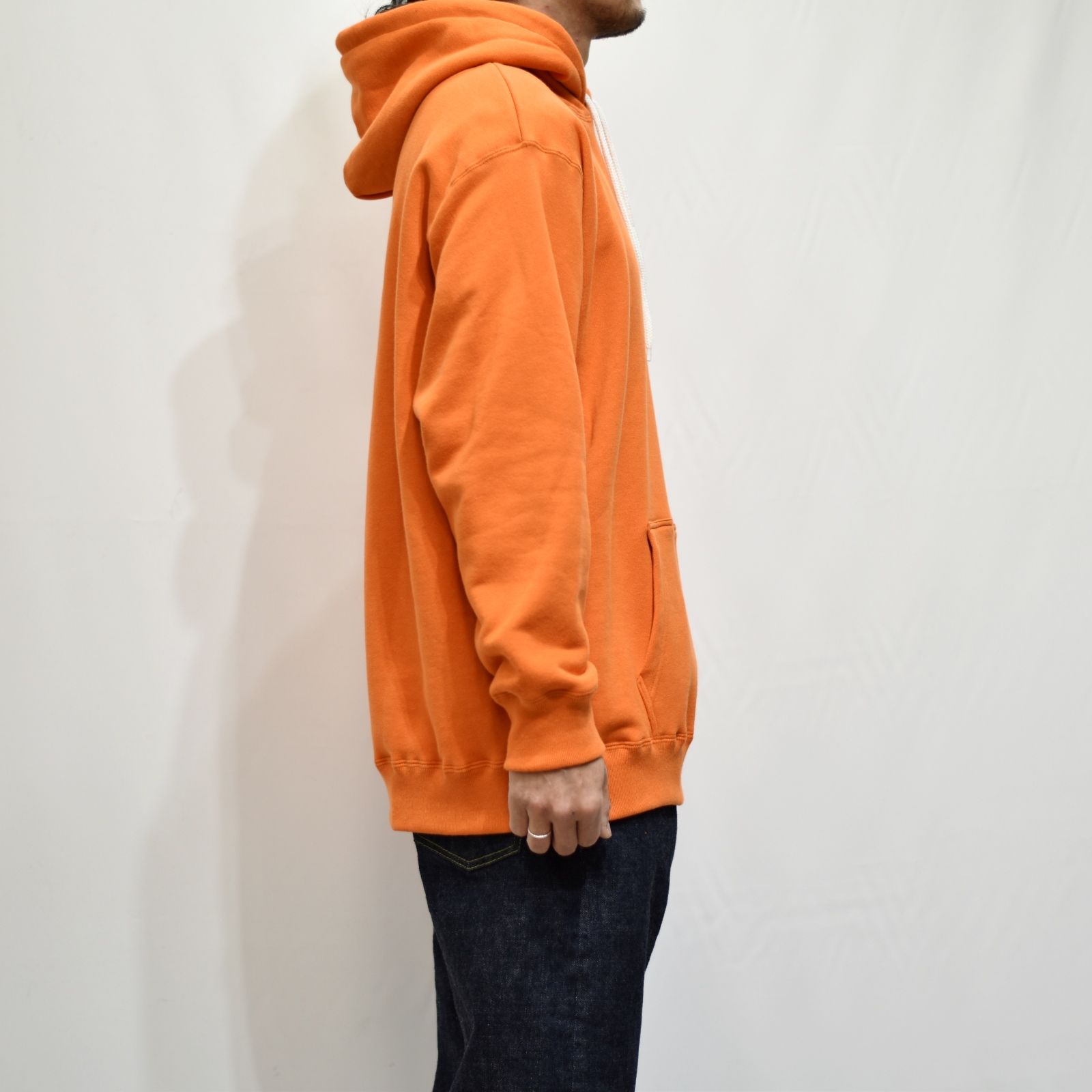 CALEE RC LOGO PULLOVER HOODIE (ORANGE)