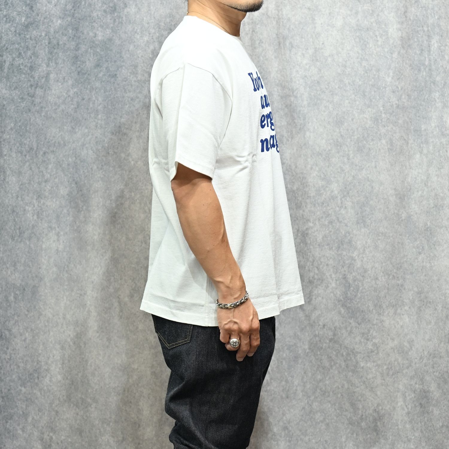 Youth is about TEE （WHT） プリント Tシャツ （ホワイト）｜MDFBF08403