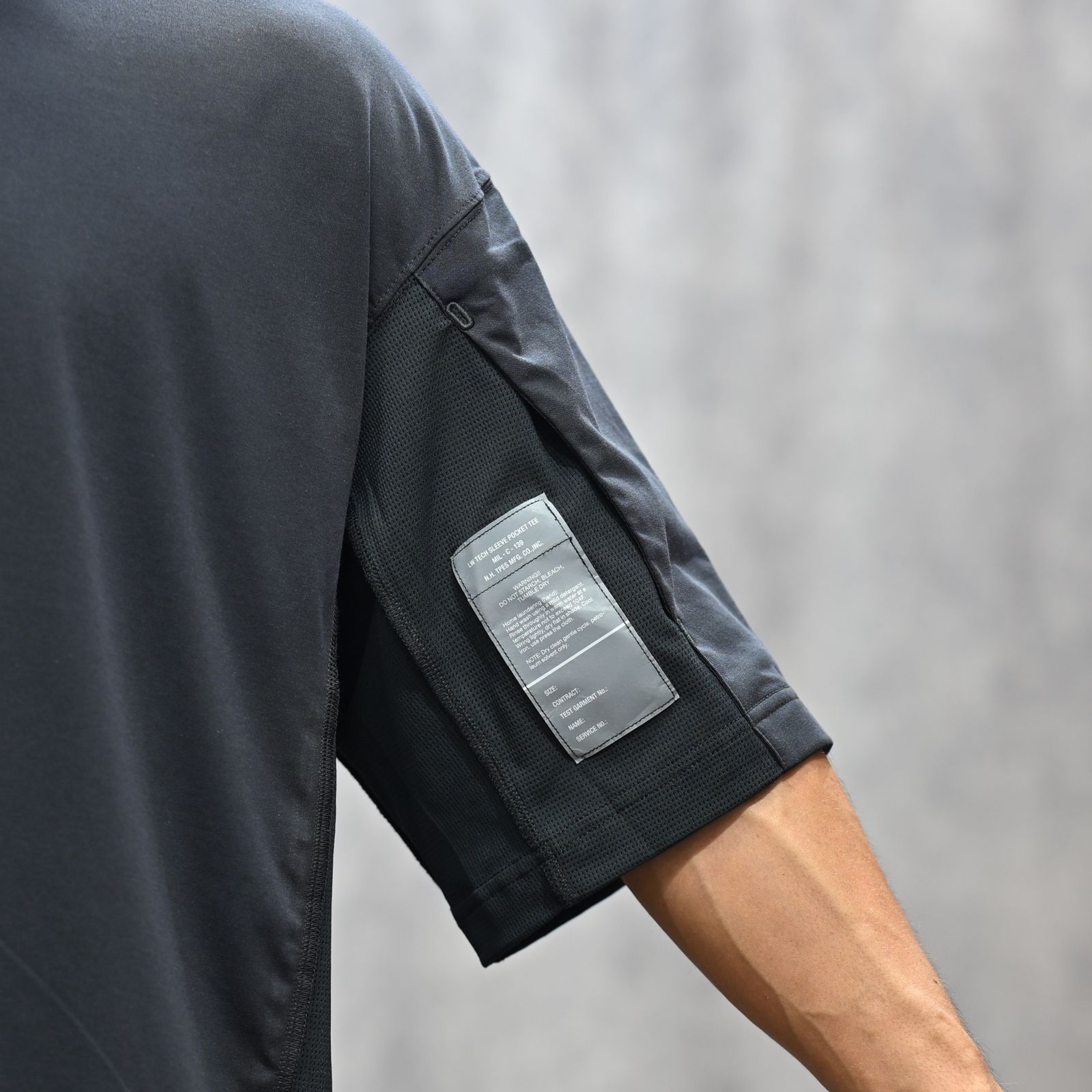 SIDE-PANEL T-SHIRT （BLACK） / ドロップショルダー Tシャツ （BLACK） 9251-CS53-015