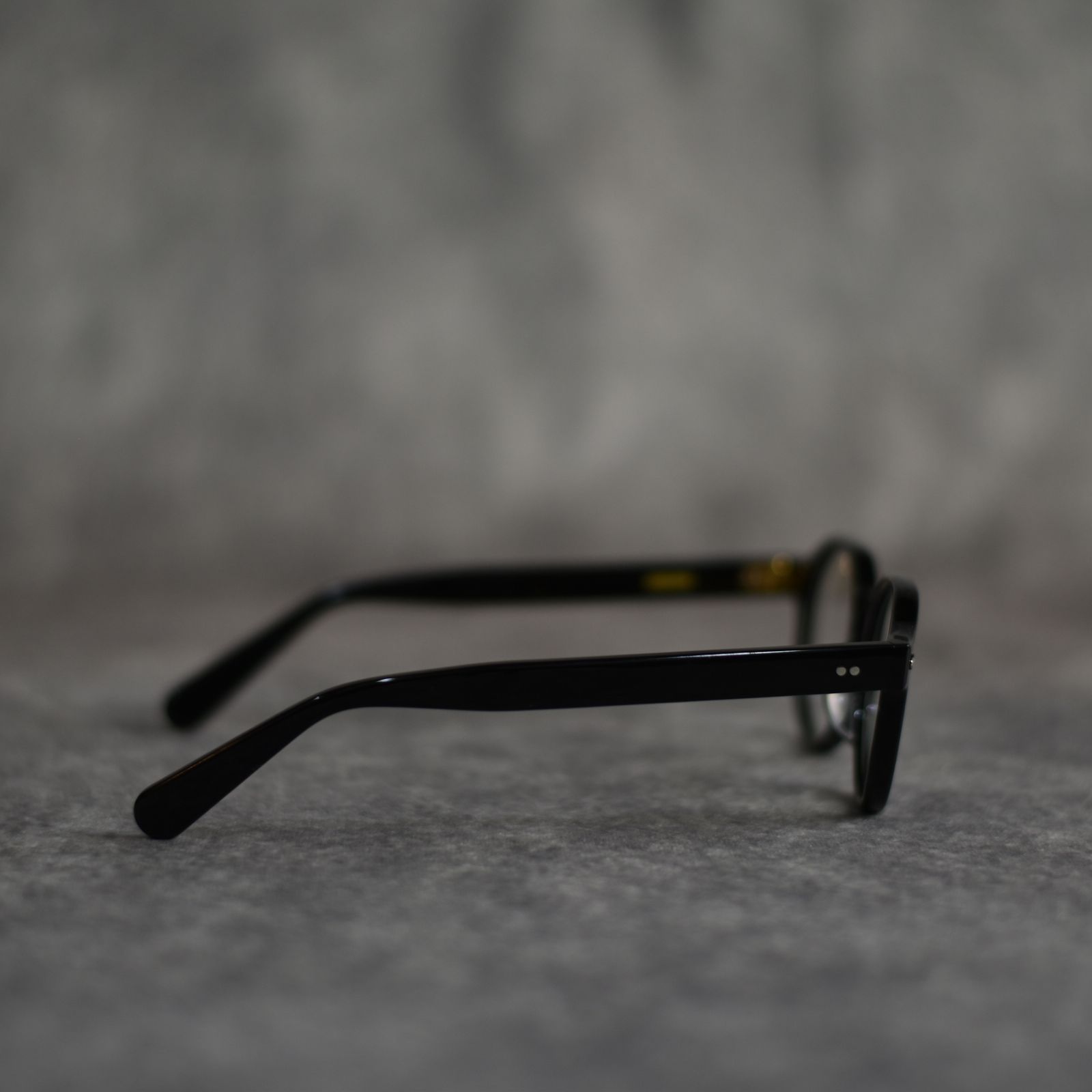 BOSTON TYPE GLASSES ＜PHOTOCHROMIC LENS＞ (BLACK/調光GRAY) / ボストンタイプ サングラス