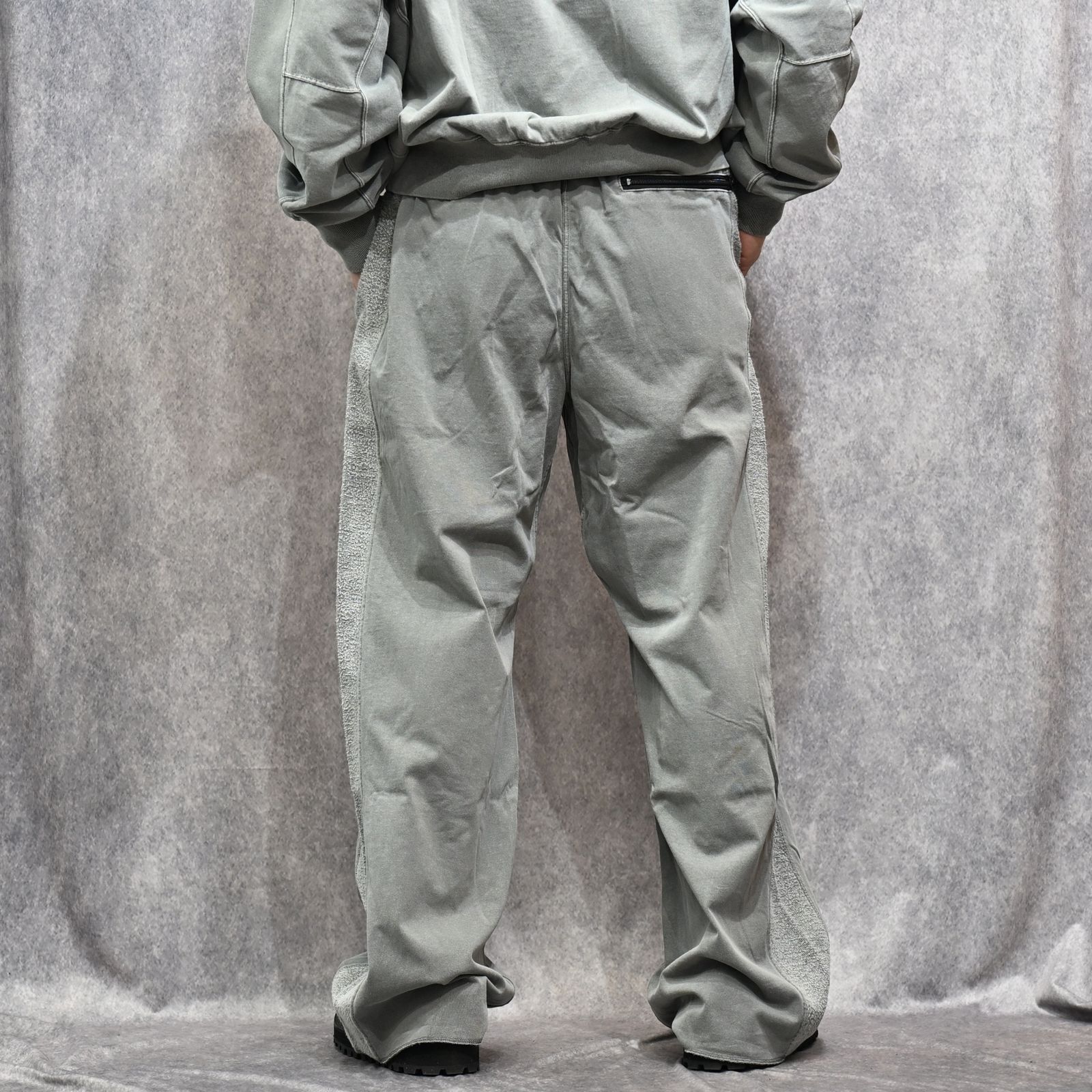 N.HOOLYWOOD × Champion｜SWEATPANTS （GRAY / グレー）｜スウェットパンツ｜C8-D219