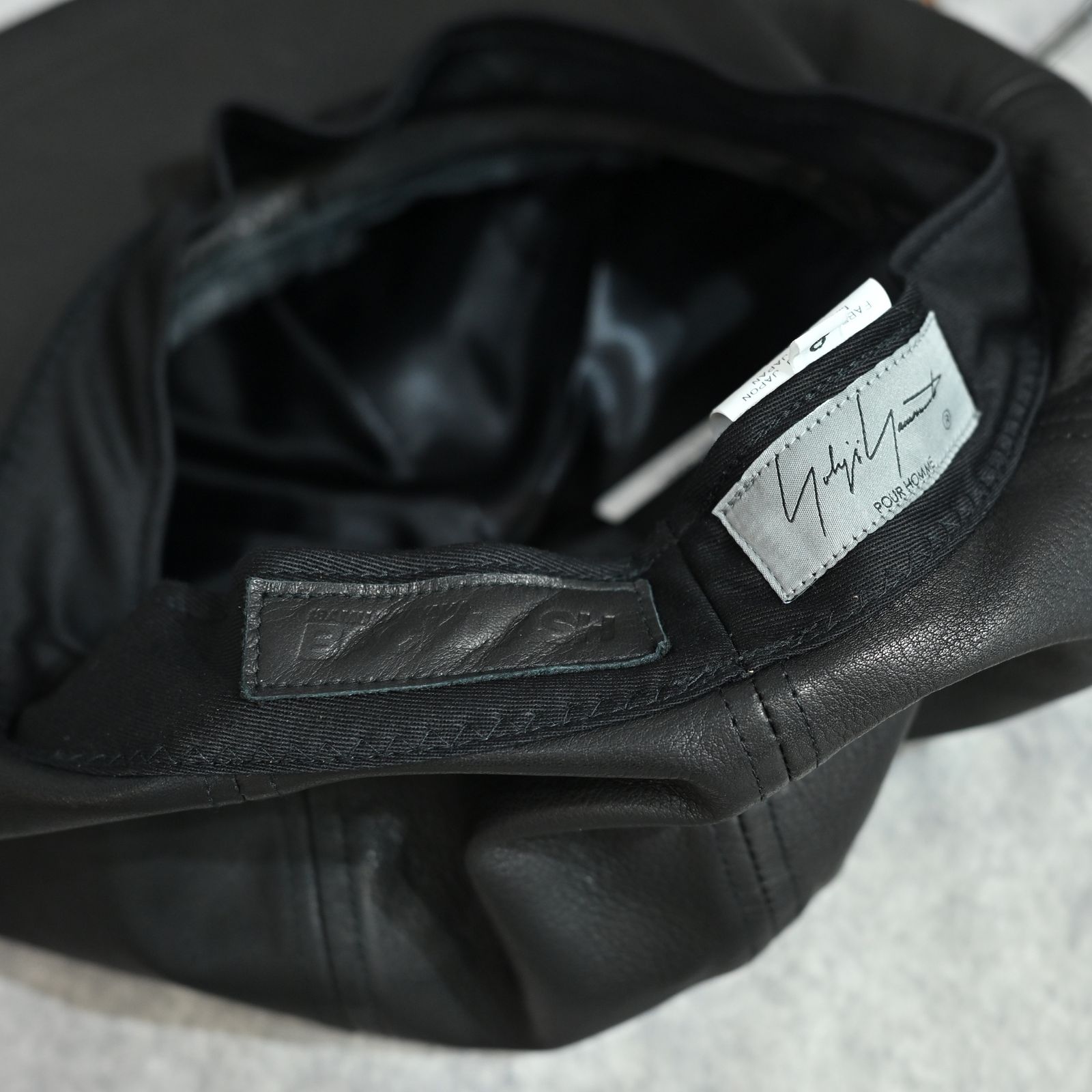 yohji yamamoto - × ISAMU KATAYAMA BACKLASH｜FURNITURE LEATHER