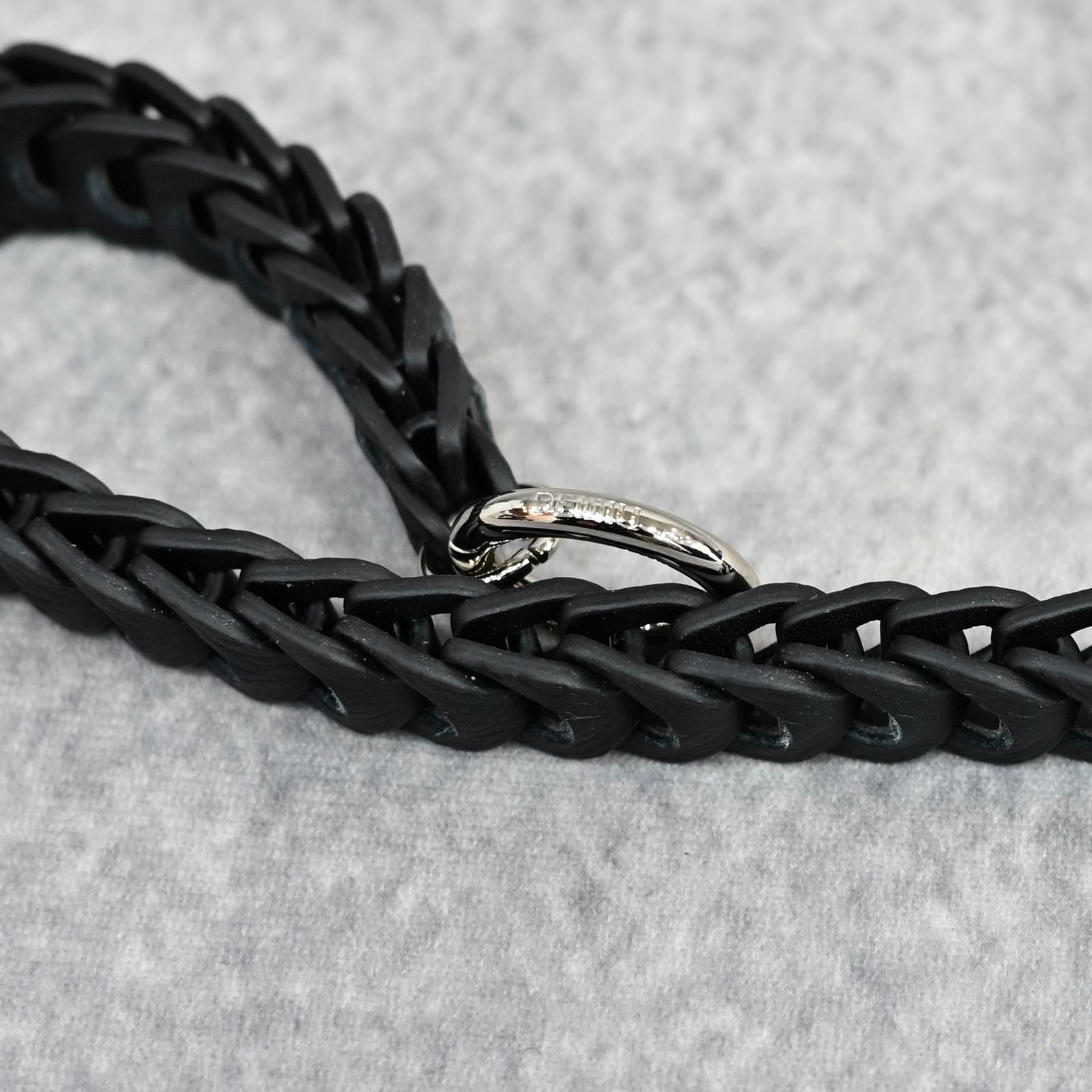 Hand STRAP Symbole （BLACK） 携帯ハンドストラップ