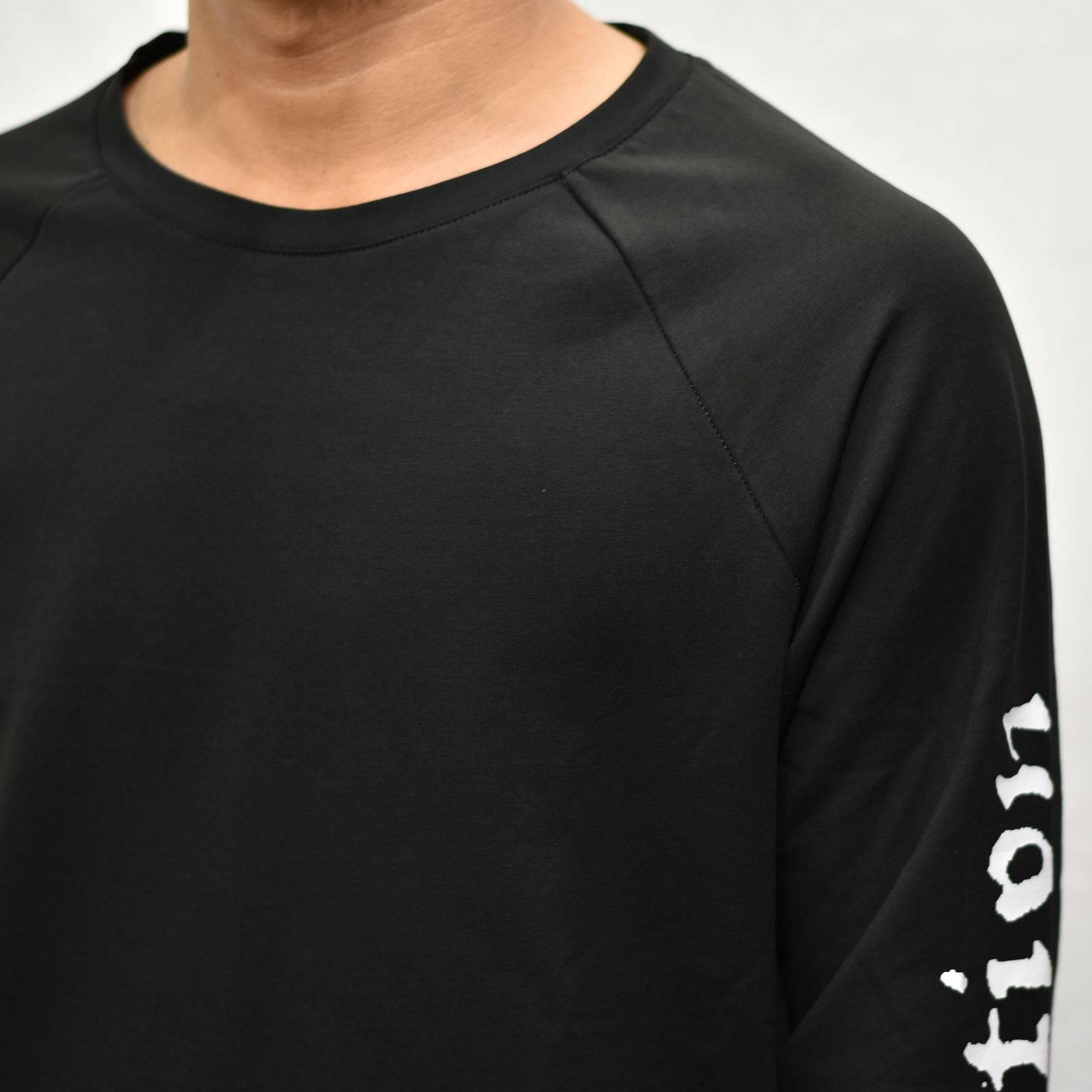 COTTON BLASTANE CUT&SAWN RAGLAN LONG SLEEVE (BLK×WHT)
